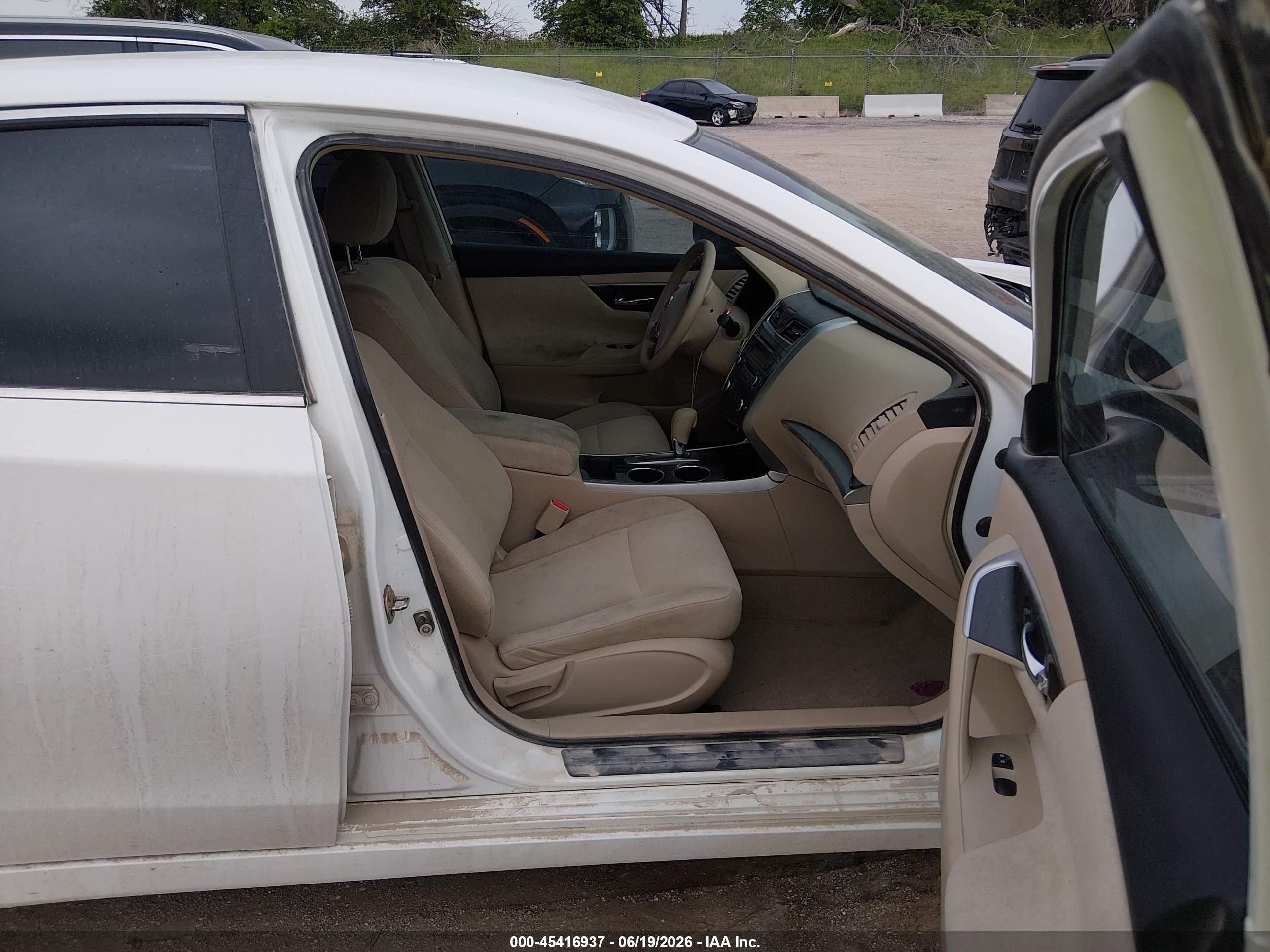 2013 Nissan Altima 2.5 S White vin: 1N4AL3AP2DN573196