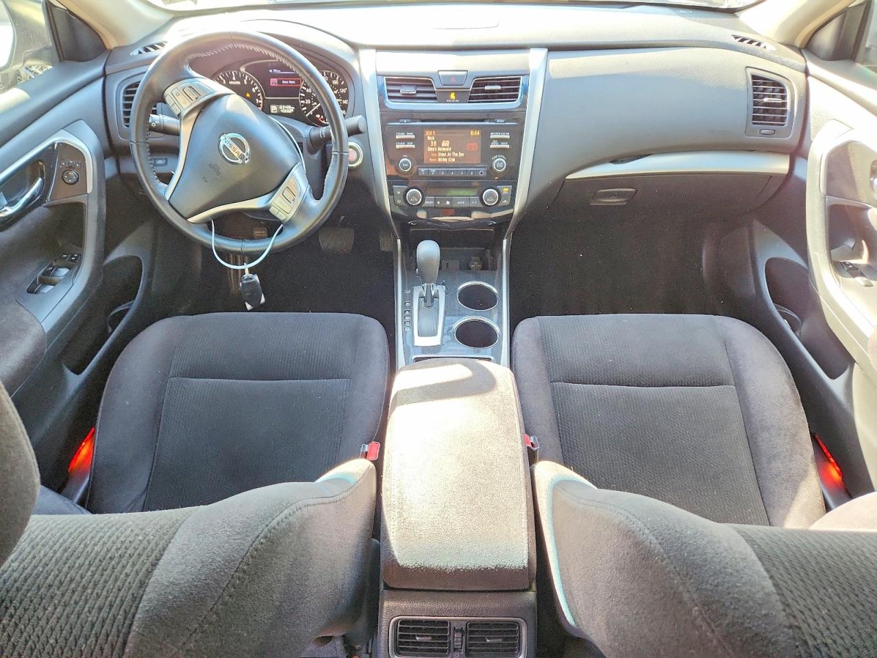 2013 Nissan Altima 2.5 Sv White vin: 1N4AL3AP2DN578821