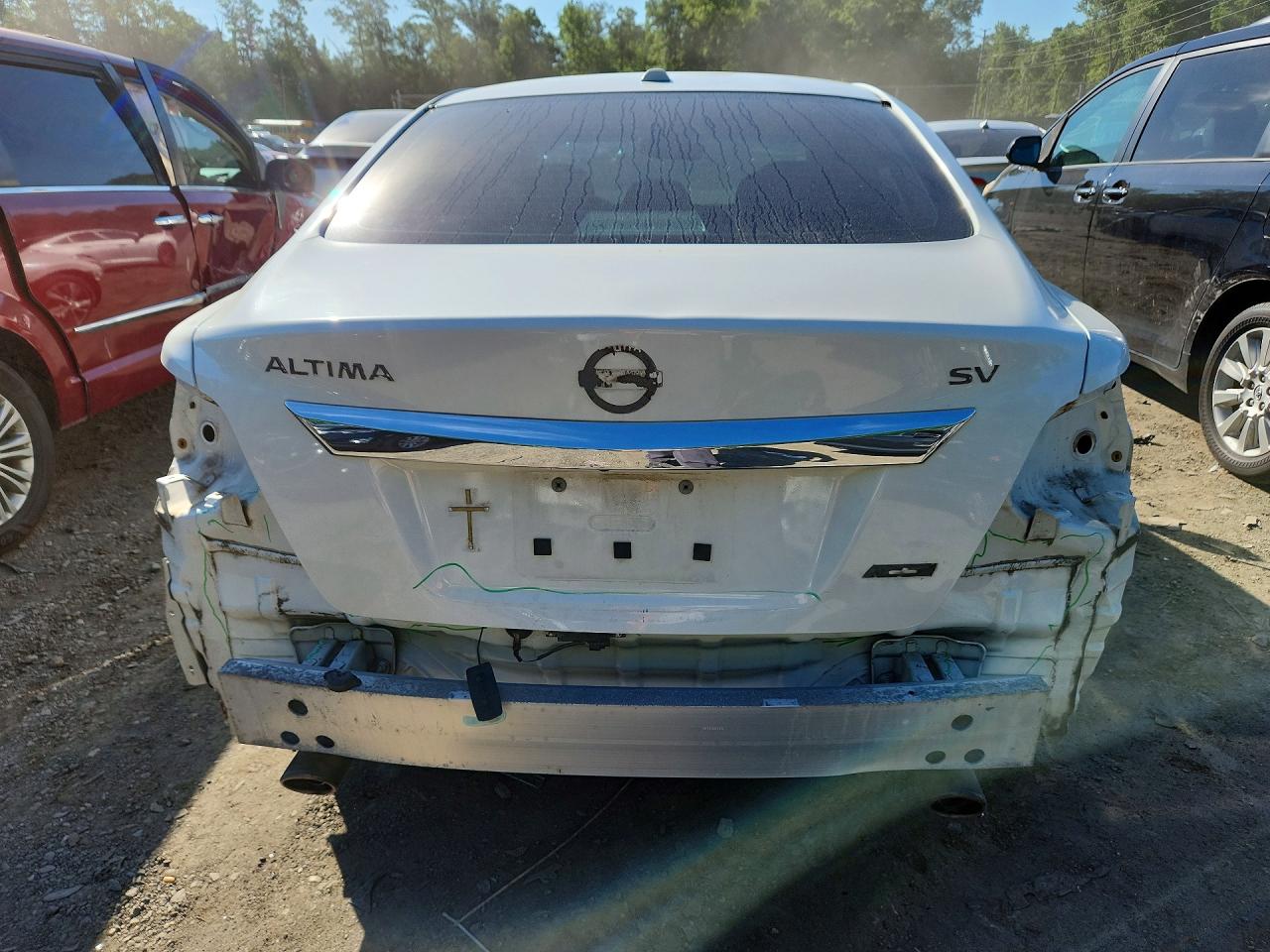 2013 Nissan Altima 2.5 Sv White vin: 1N4AL3AP2DN578821