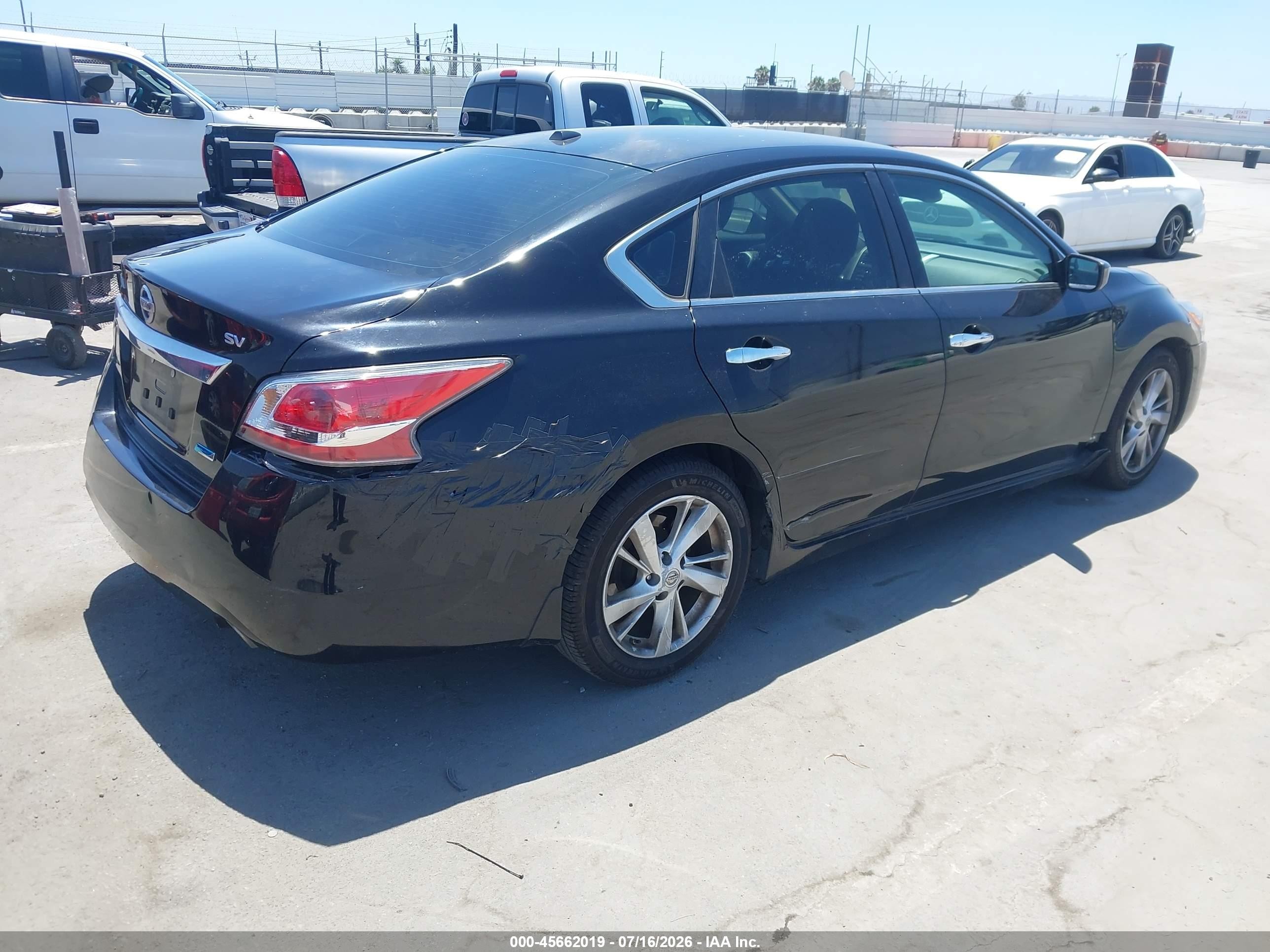 2014 Nissan Altima 2.5 Sv Black vin: 1N4AL3AP2EC100024