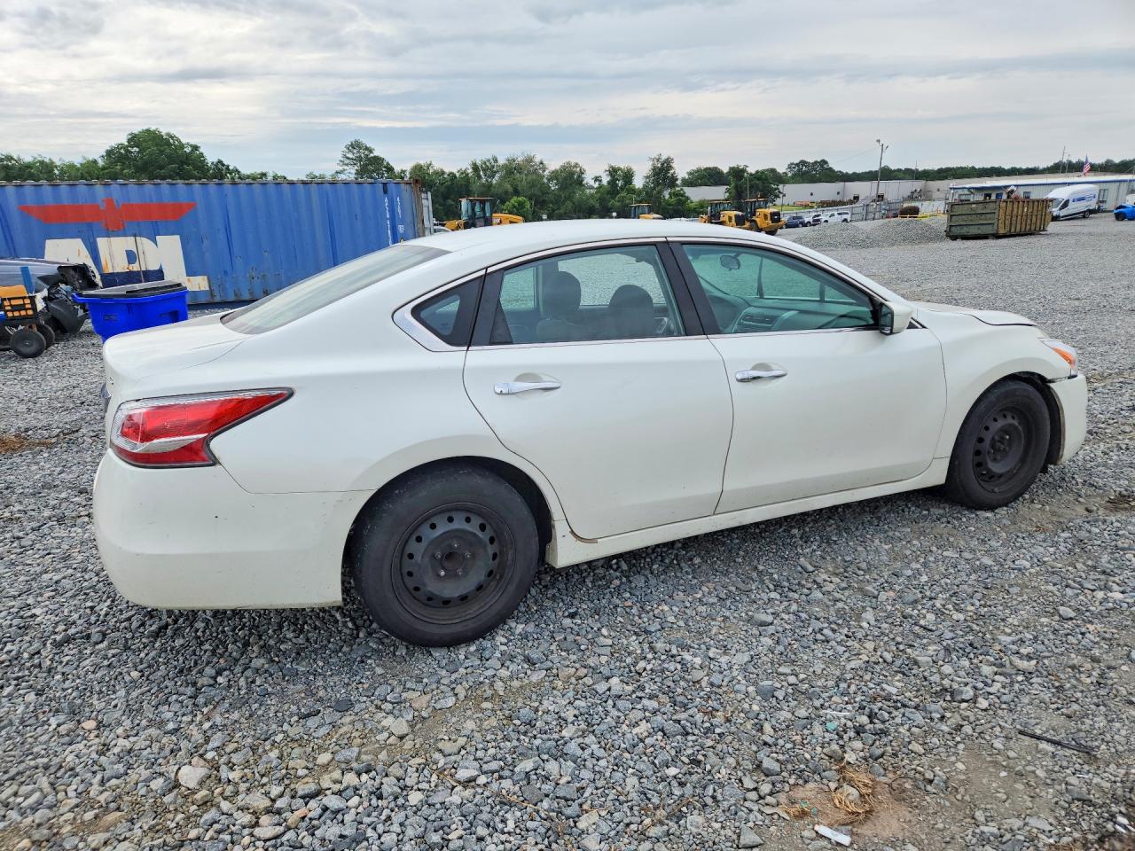 2014 Nissan Altima 2.5 S White vin: 1N4AL3AP2EC102176