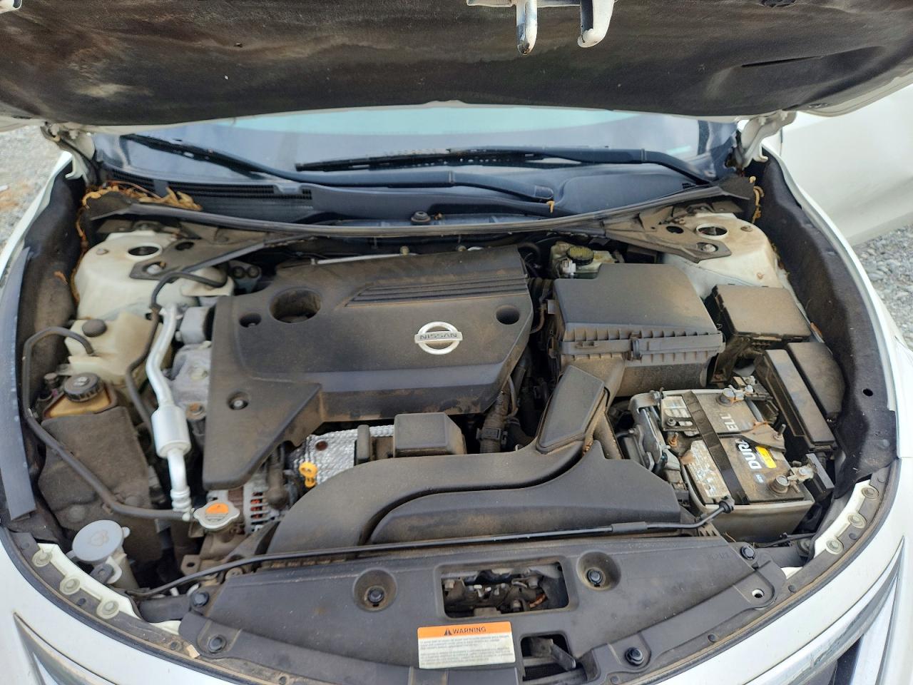 2014 Nissan Altima 2.5 S White vin: 1N4AL3AP2EC102176