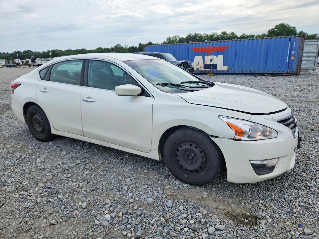 2014 Nissan Altima 2.5 S White vin: 1N4AL3AP2EC102176