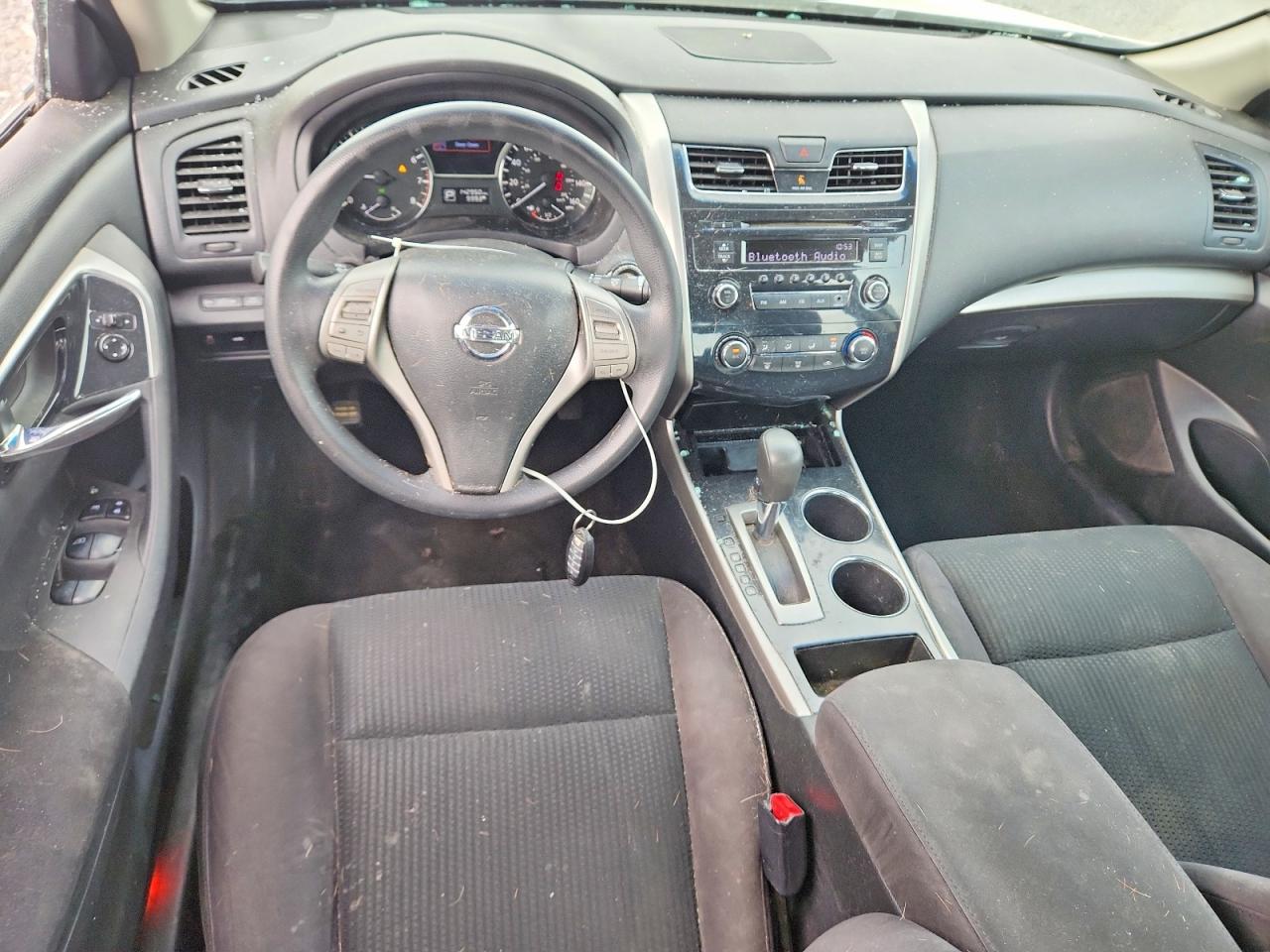 2014 Nissan Altima 2.5 S White vin: 1N4AL3AP2EC102176