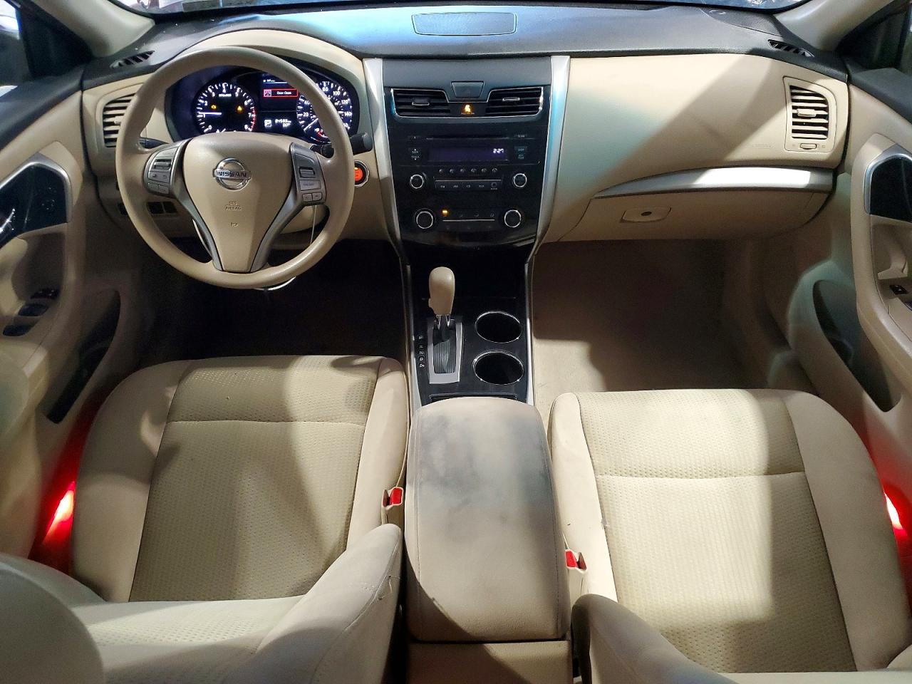 2014 Nissan Altima 2.5 Red vin: 1N4AL3AP2EC109919