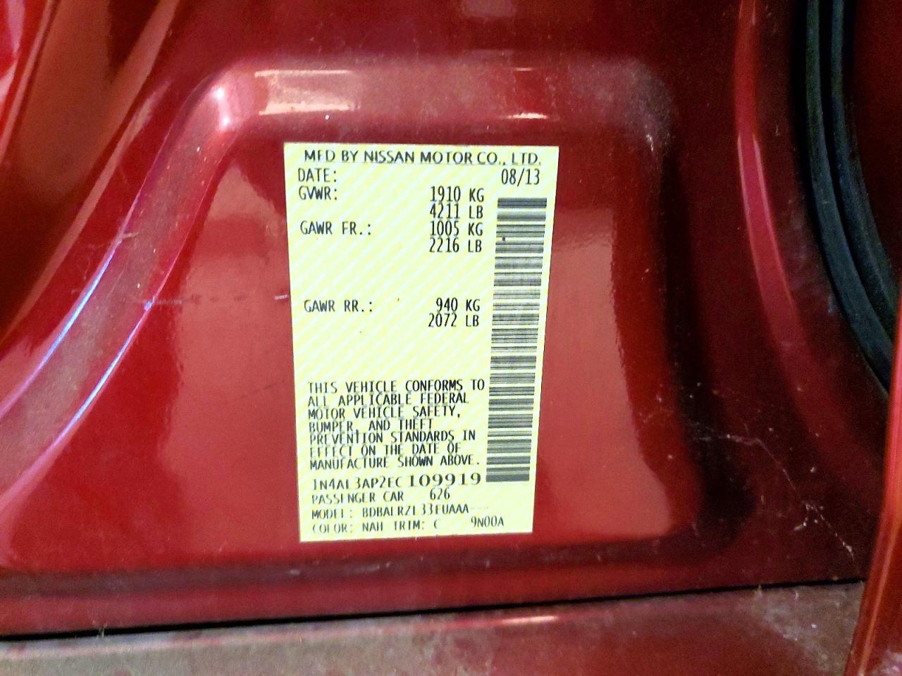 2014 Nissan Altima 2.5 Red vin: 1N4AL3AP2EC109919