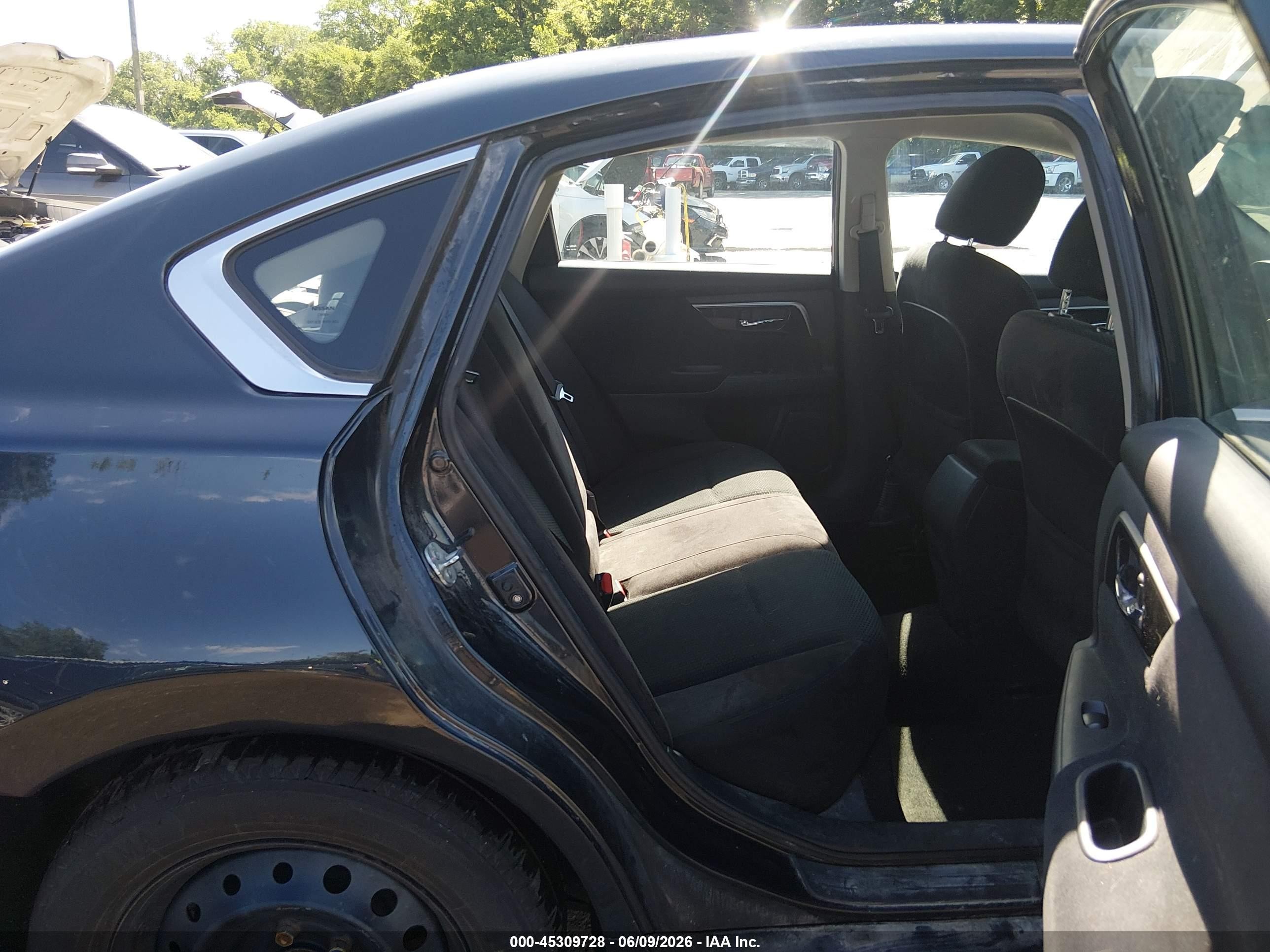 2014 Nissan Altima 2.5 S Gray vin: 1N4AL3AP2EC110424