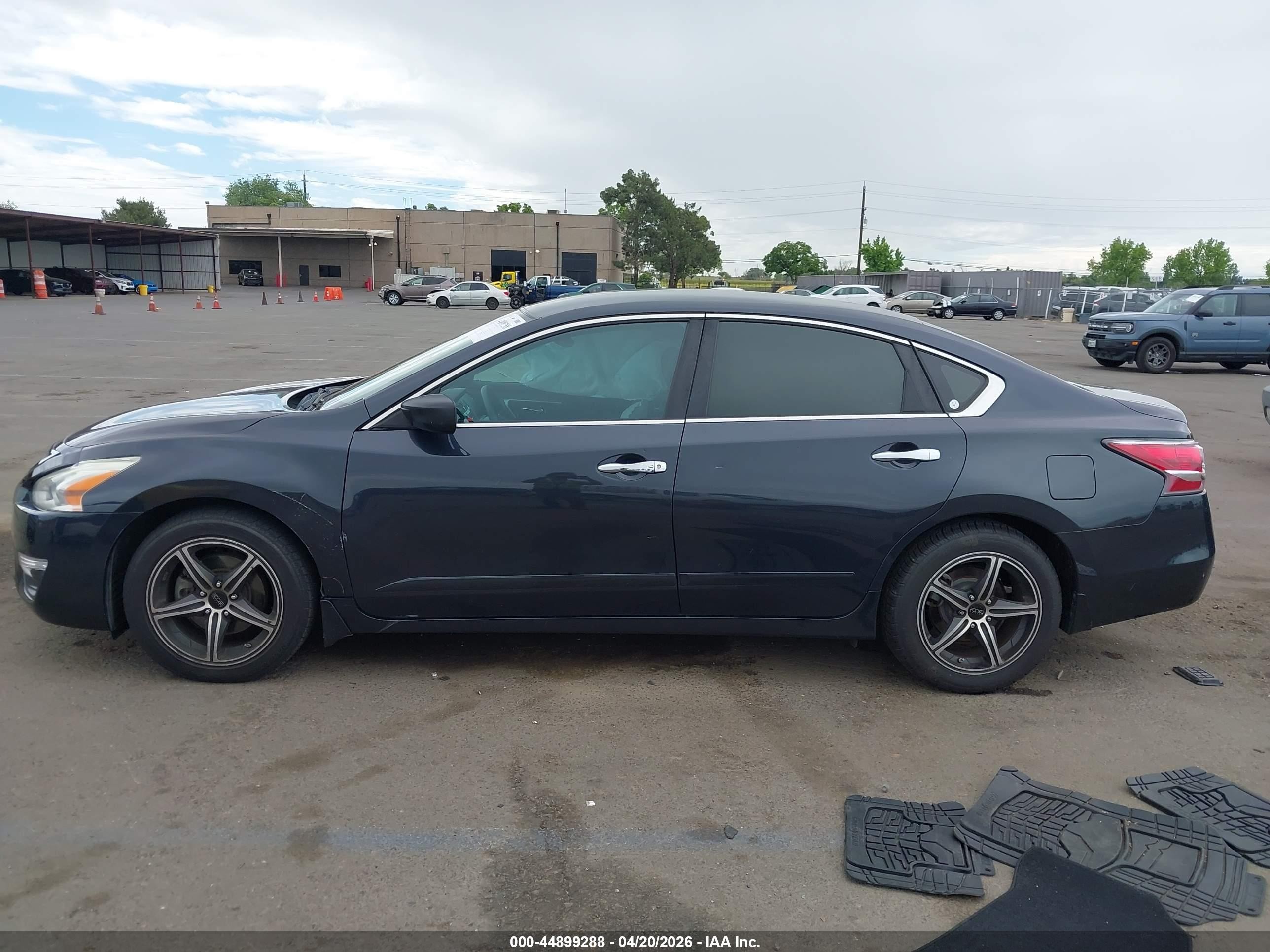 2014 Nissan Altima 2.5 S Black vin: 1N4AL3AP2EC134299