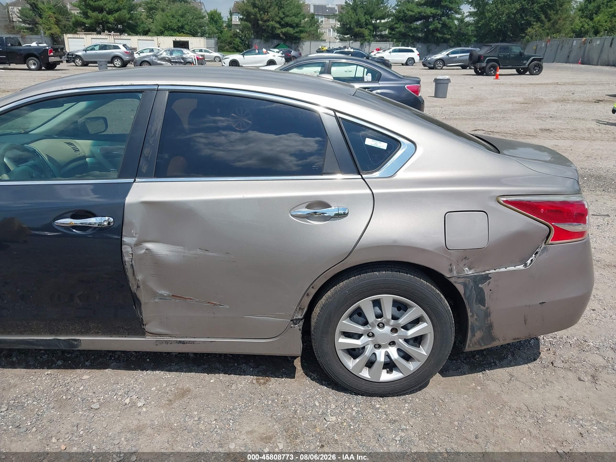 2014 Nissan Altima 2.5 S Бежевый vin: 1N4AL3AP2EC153791