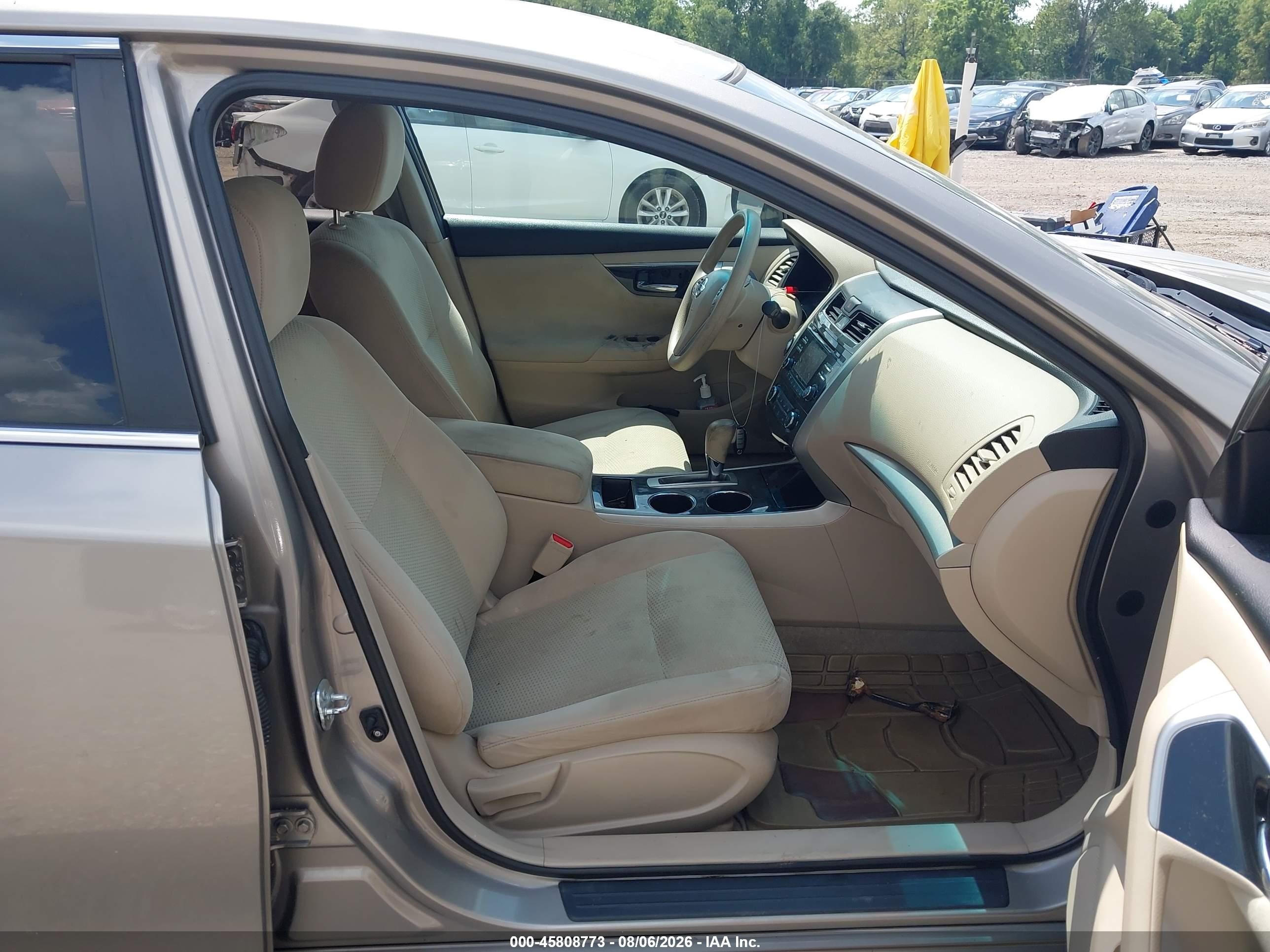 2014 Nissan Altima 2.5 S Бежевый vin: 1N4AL3AP2EC153791