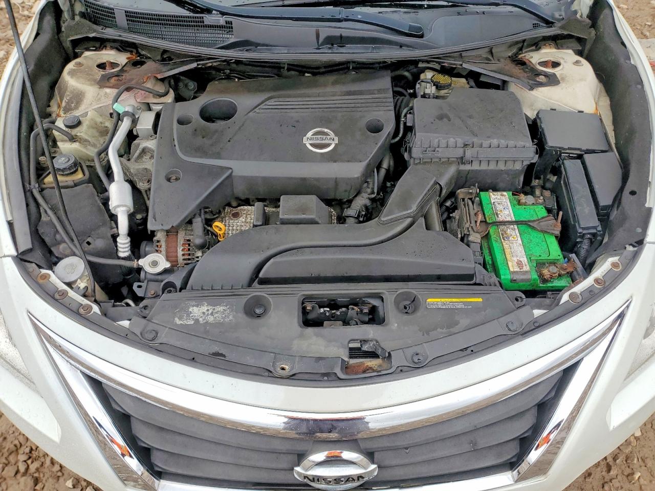 2014 Nissan Altima 2.5 S White vin: 1N4AL3AP2EC157002