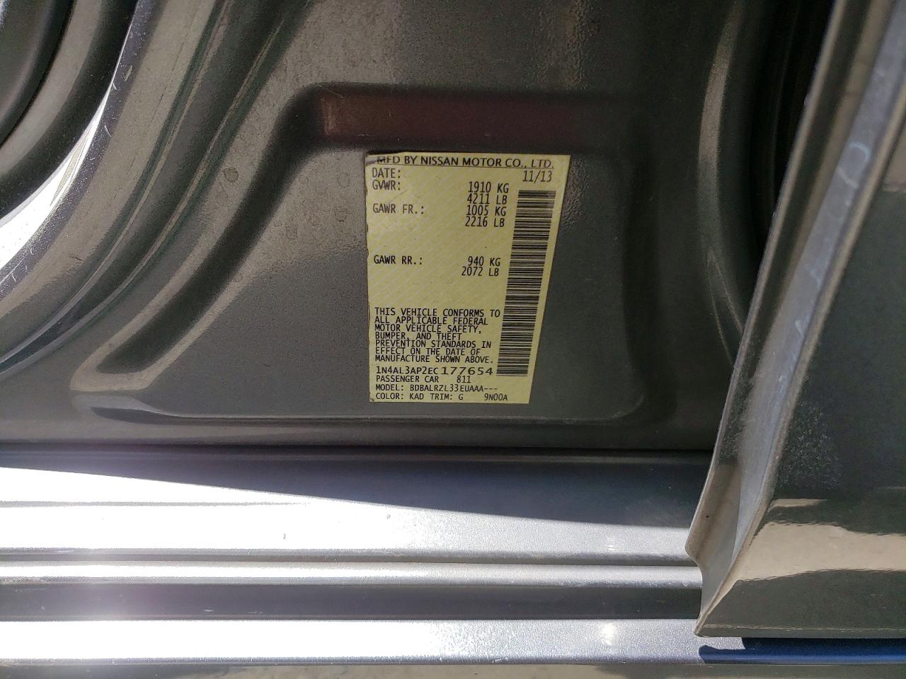 2014 Nissan Altima 2.5 S Silver vin: 1N4AL3AP2EC177654