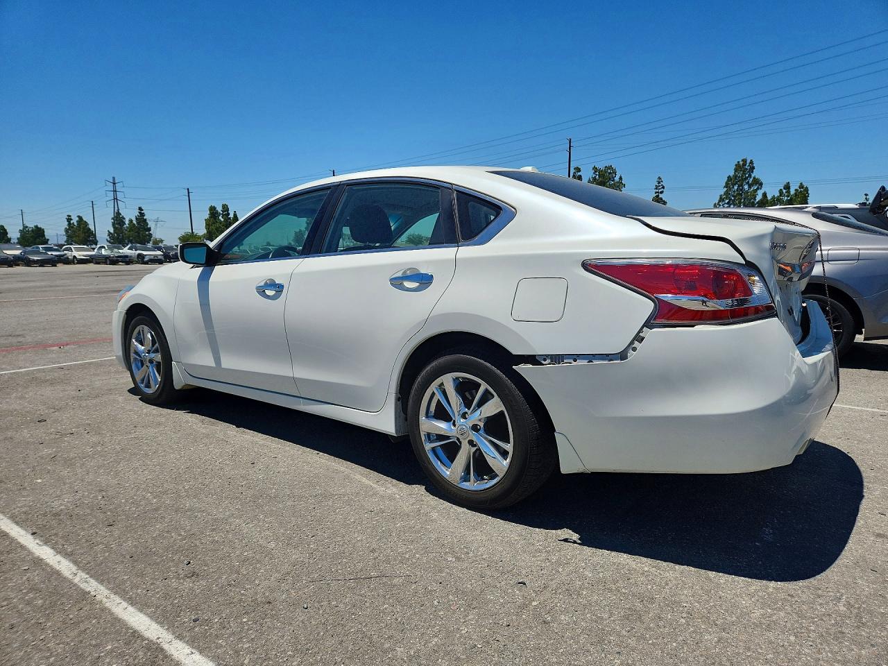 2014 Nissan Altima 2.5 Sv White vin: 1N4AL3AP2EC187343