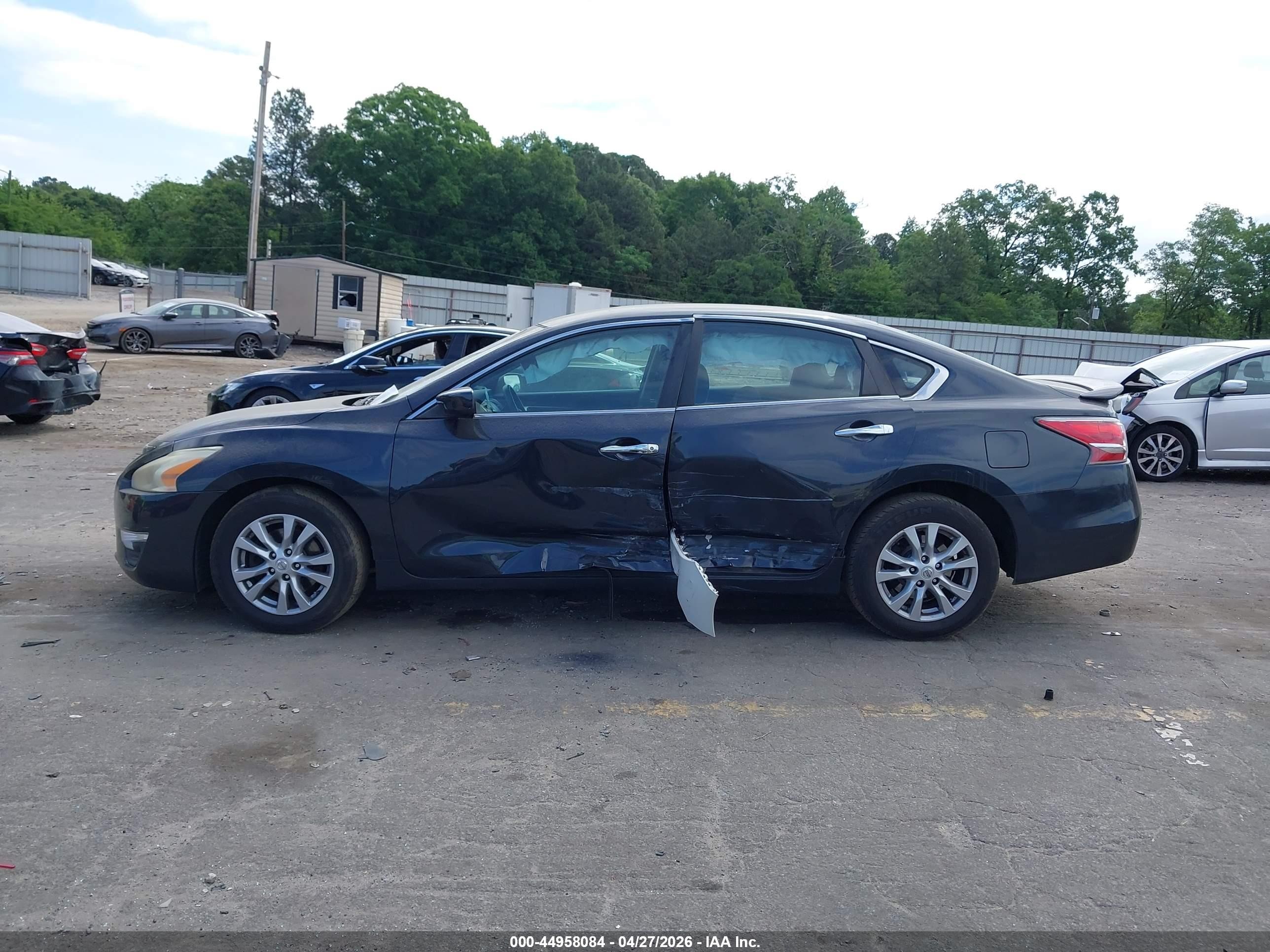 2014 Nissan Altima 2.5 S Серый vin: 1N4AL3AP2EC189531