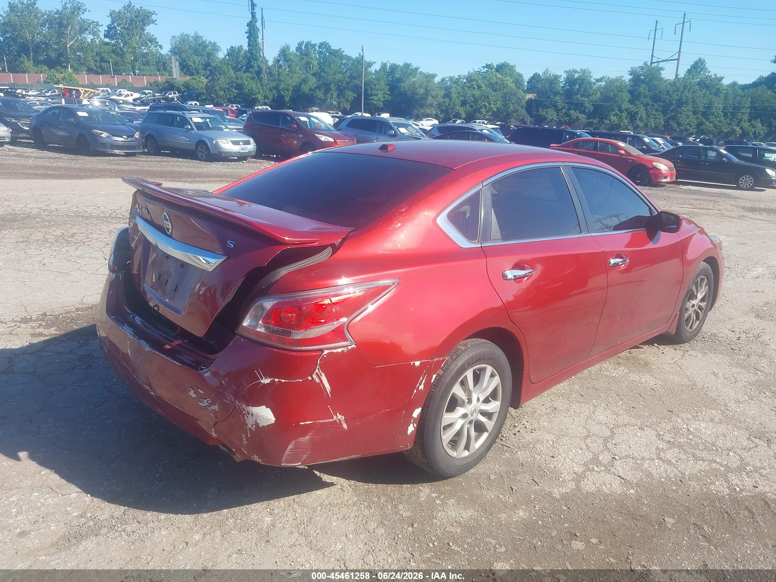 2014 Nissan Altima 2.5 S Red vin: 1N4AL3AP2EC190436