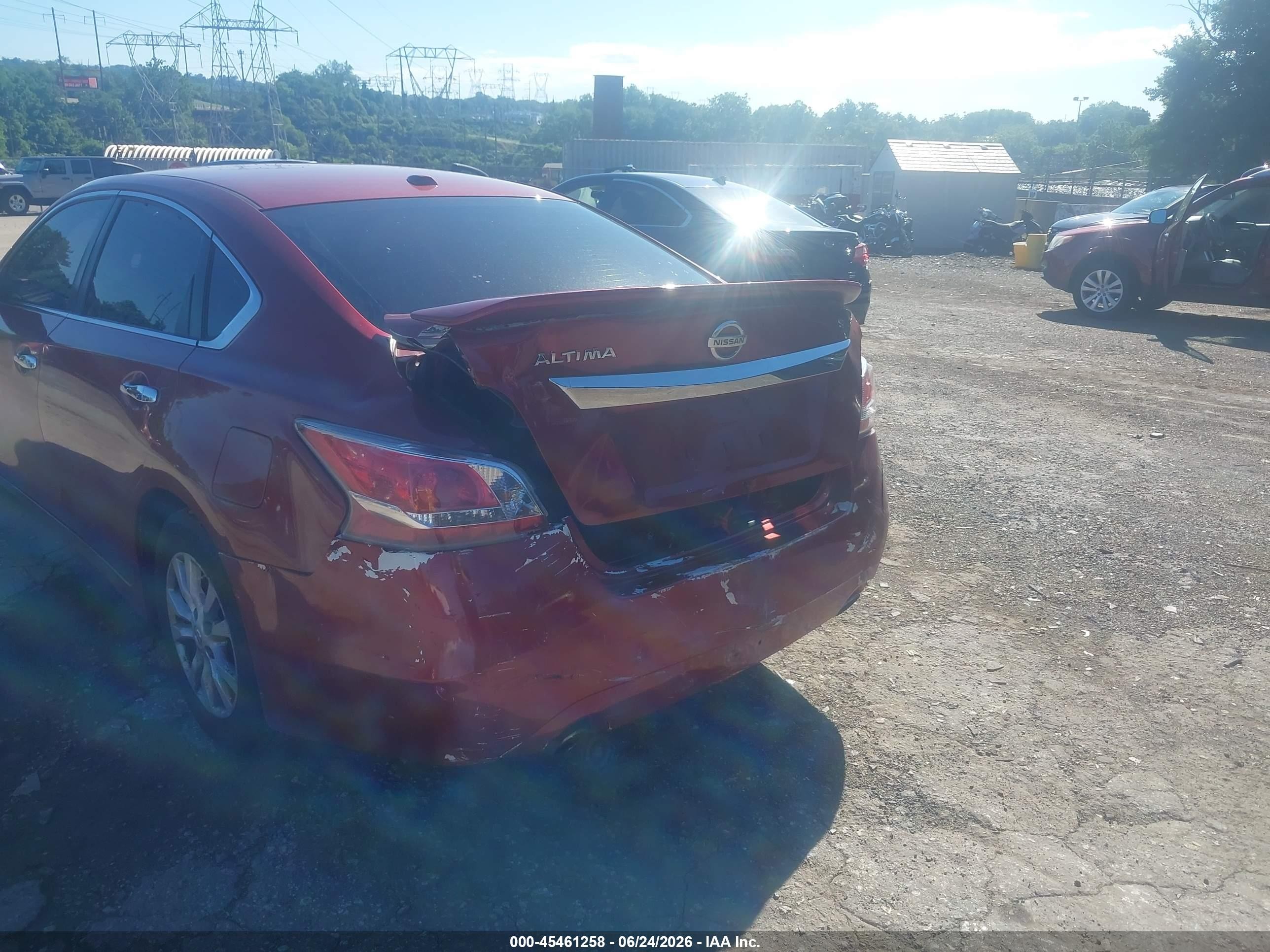 2014 Nissan Altima 2.5 S Red vin: 1N4AL3AP2EC190436