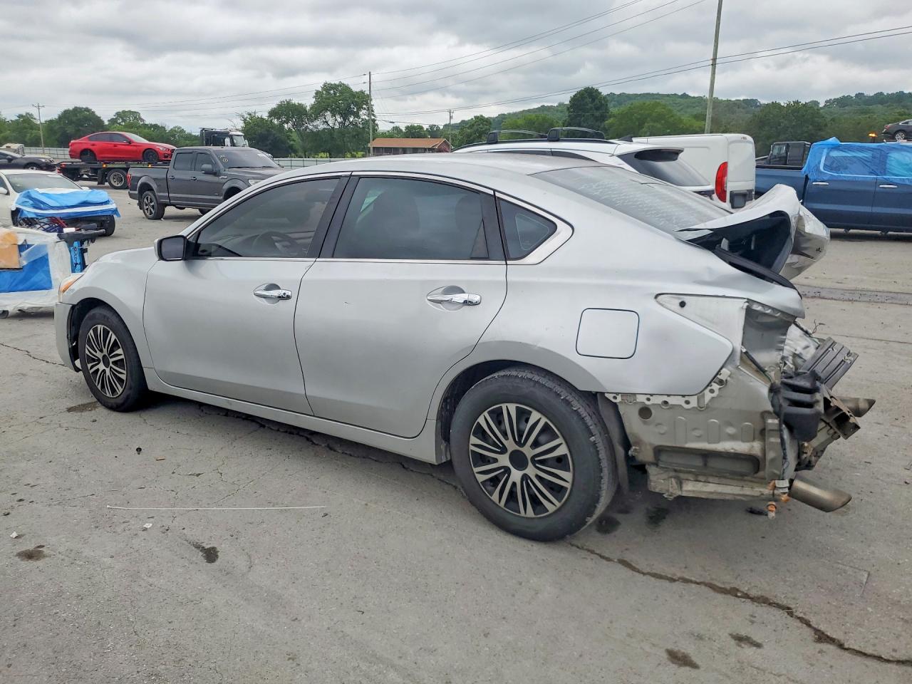 2014 Nissan Altima 2.5 S Silver vin: 1N4AL3AP2EC199735
