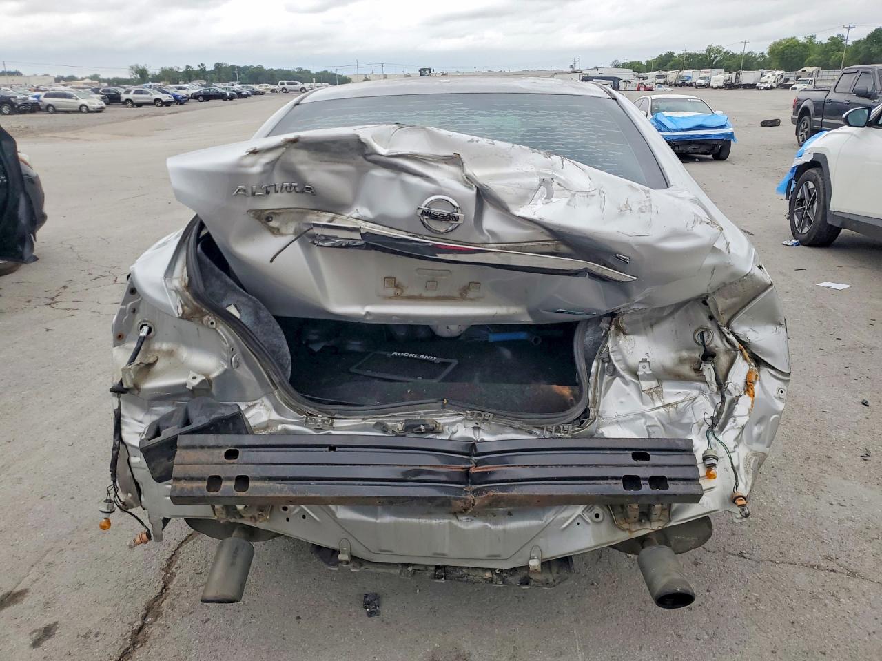2014 Nissan Altima 2.5 S Silver vin: 1N4AL3AP2EC199735