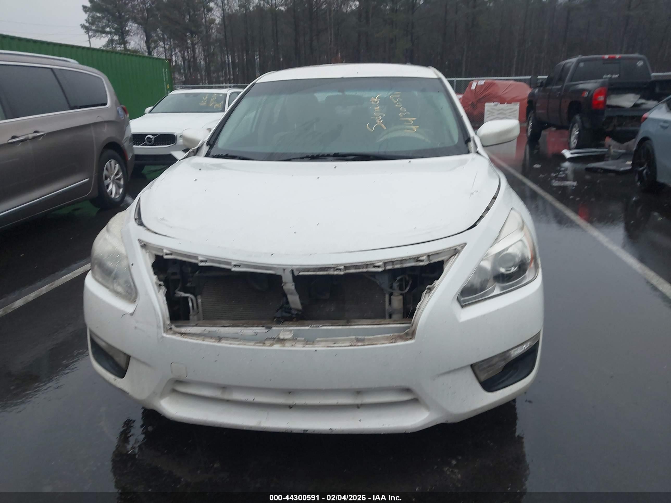 2014 Nissan Altima 2.5/2.5 S/2.5 Sl/2.5 Sv White vin: 1N4AL3AP2EC268326