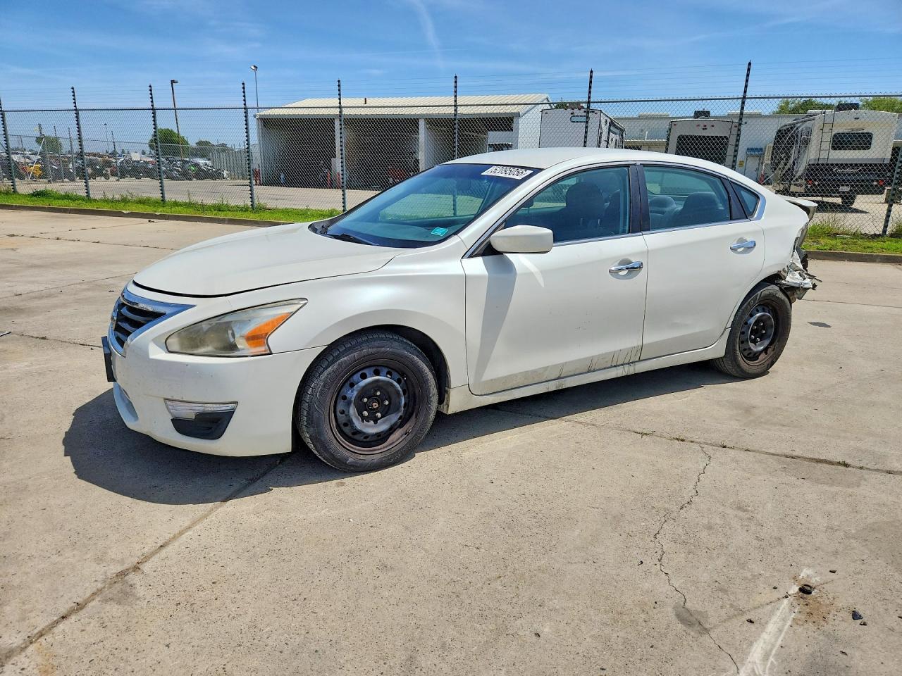 2014 Nissan Altima 2.5 S White vin: 1N4AL3AP2EC270853