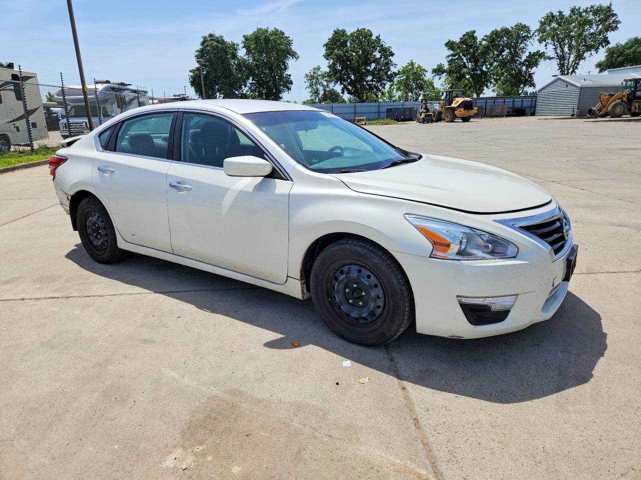 2014 Nissan Altima 2.5 S White vin: 1N4AL3AP2EC270853