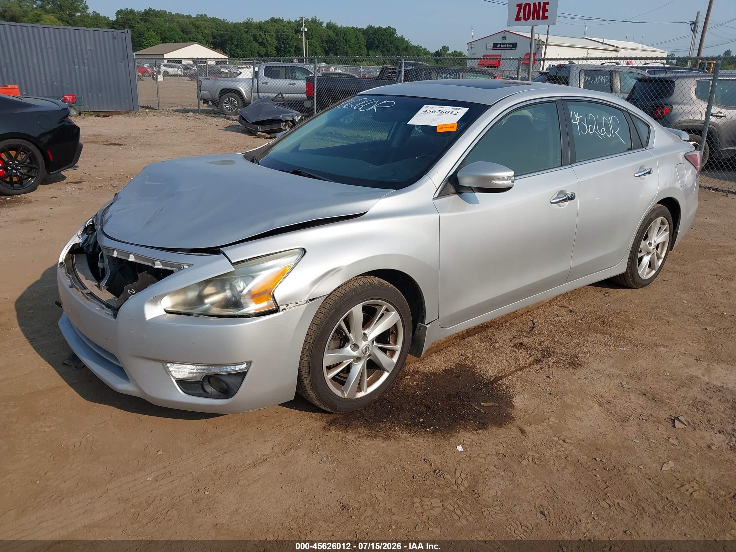 2014 Nissan Altima 2.5 Sv Silver vin: 1N4AL3AP2EC285644