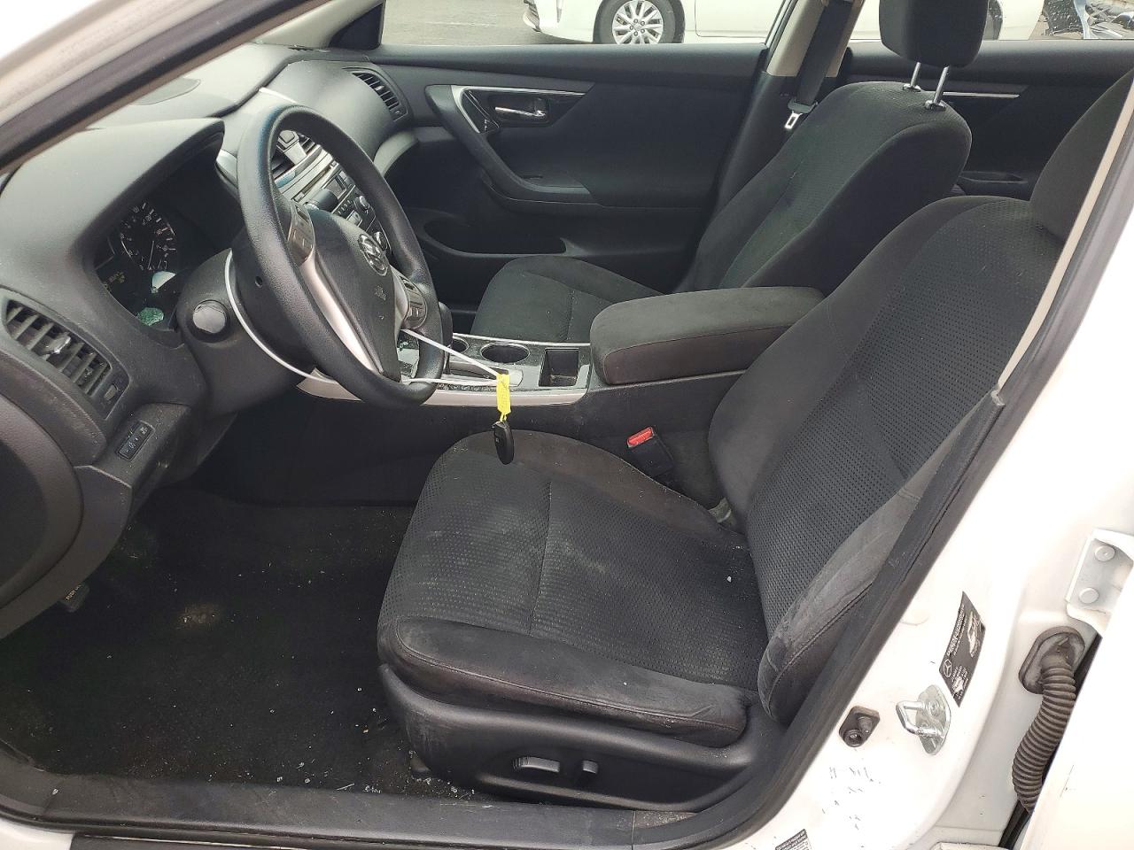 2014 Nissan Altima 2.5 S White vin: 1N4AL3AP2EC287815