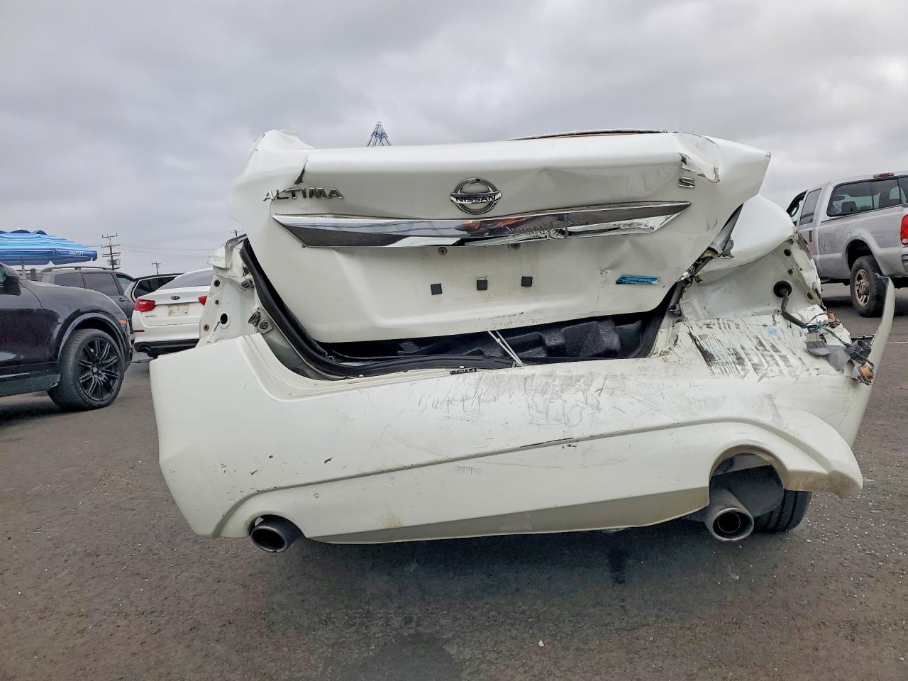 2014 Nissan Altima 2.5 S White vin: 1N4AL3AP2EC287815