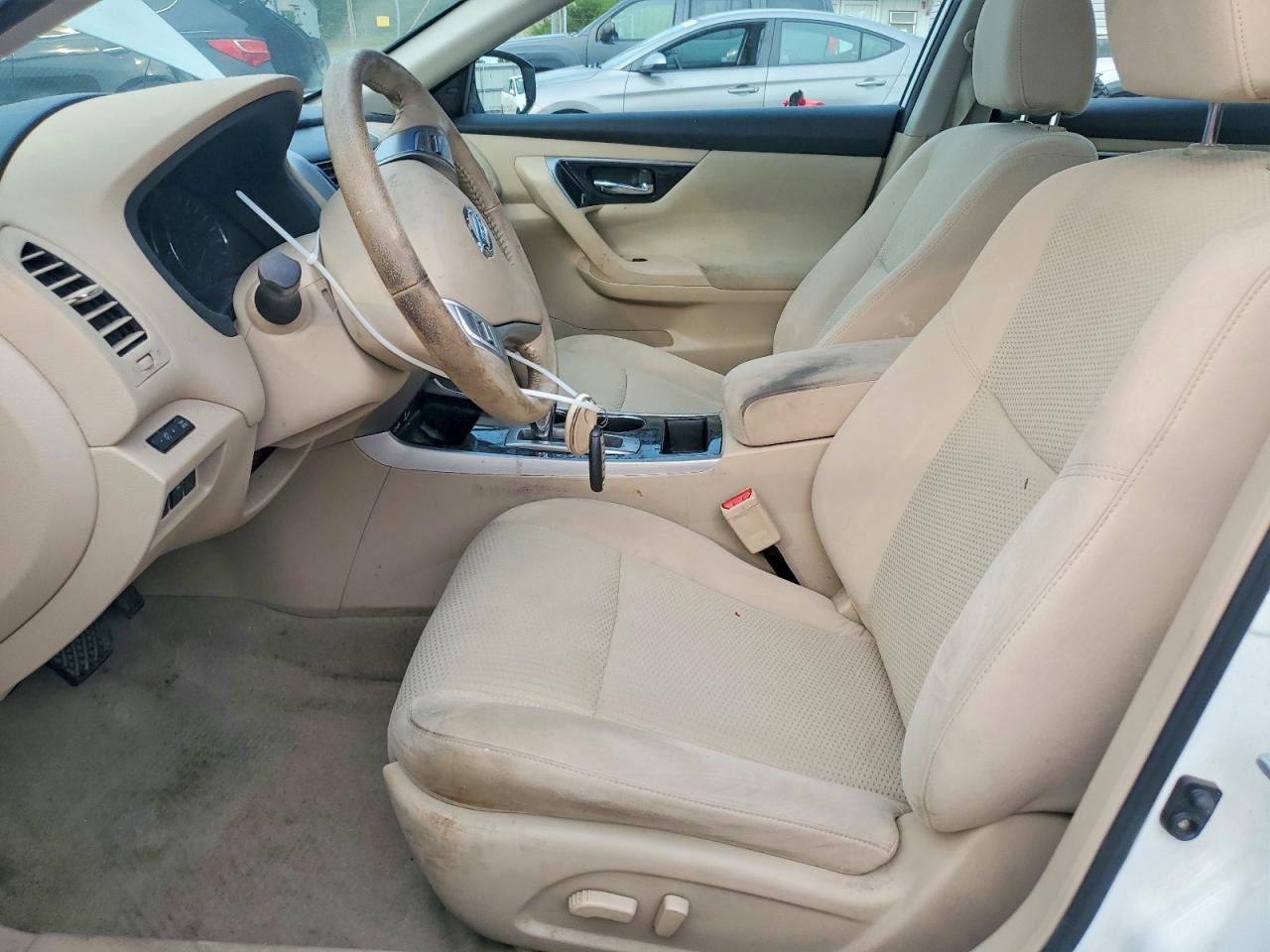 2014 Nissan Altima 2.5 Sv White vin: 1N4AL3AP2EC299835