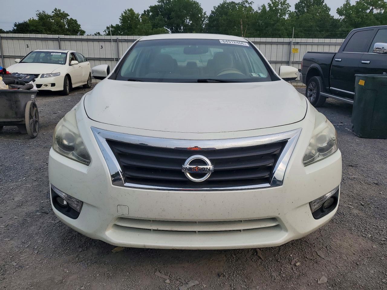 2014 Nissan Altima 2.5 Sv White vin: 1N4AL3AP2EC299835