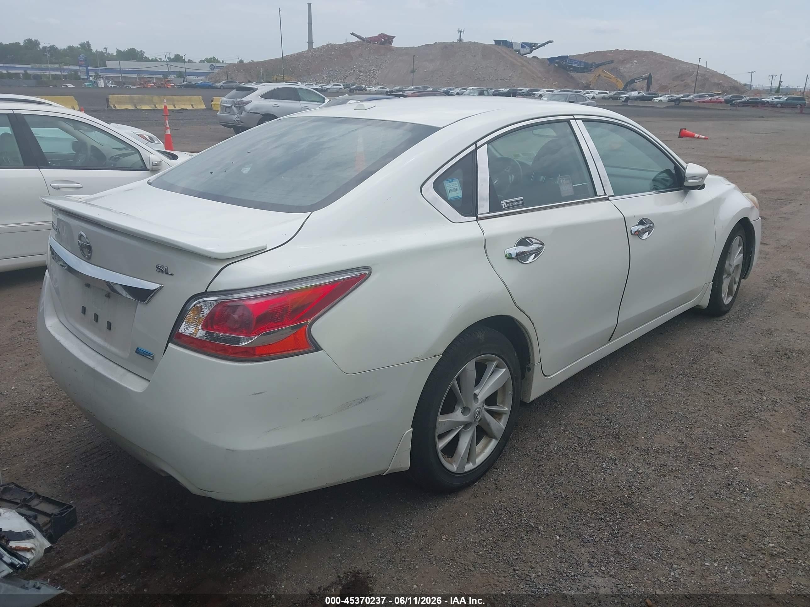 2014 Nissan Altima 2.5 Sl White vin: 1N4AL3AP2EC401022