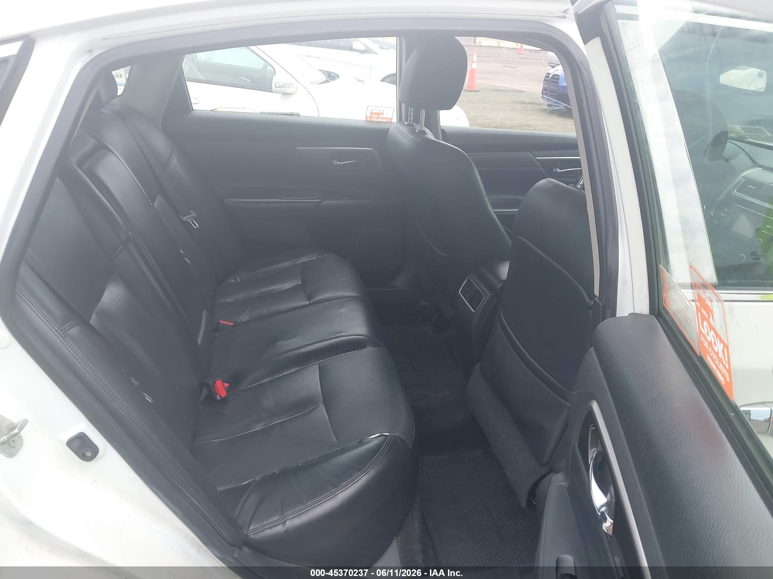 2014 Nissan Altima 2.5 Sl White vin: 1N4AL3AP2EC401022