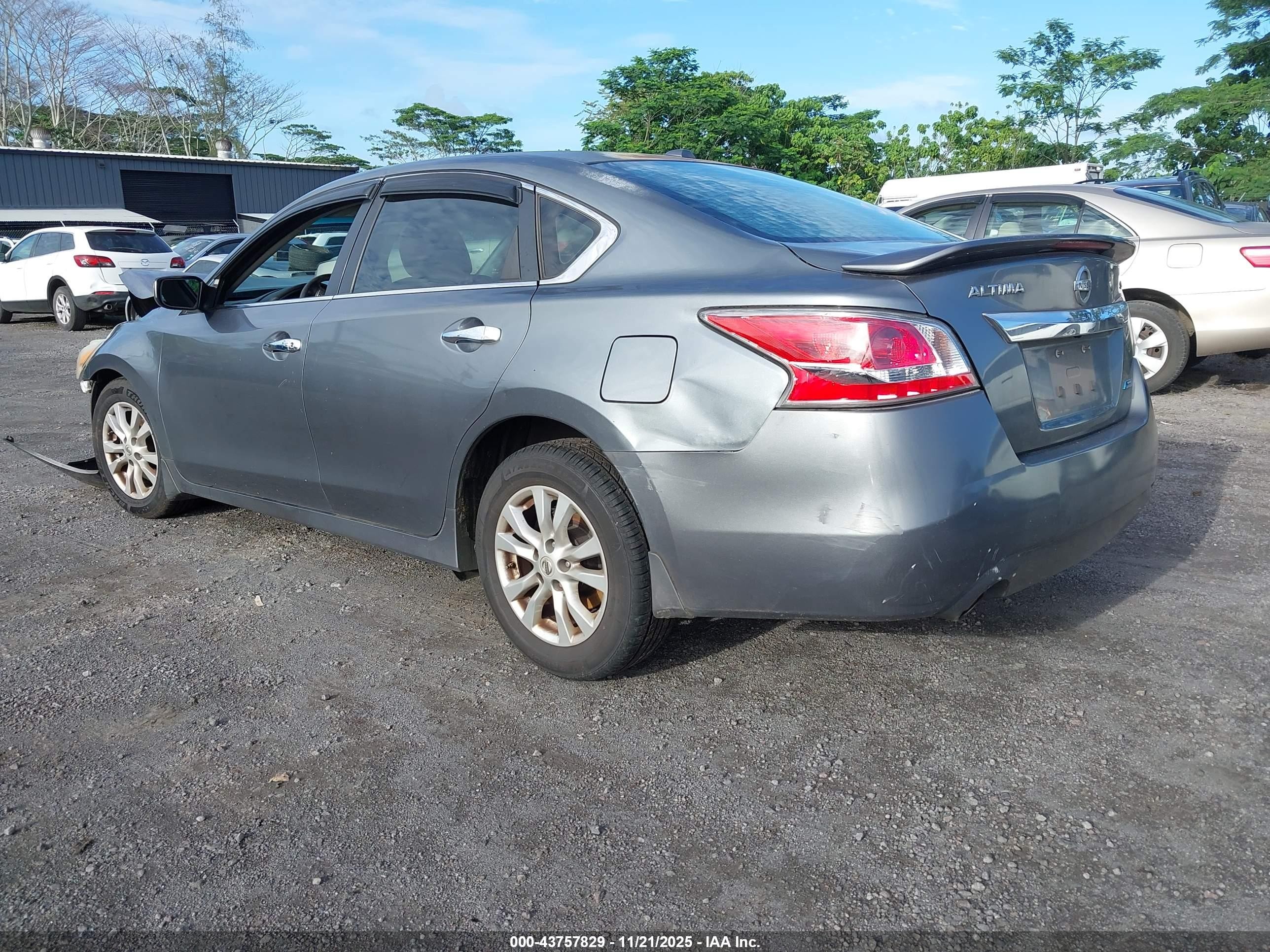 2014 Nissan Altima 2.5 S Серый vin: 1N4AL3AP2EC406804