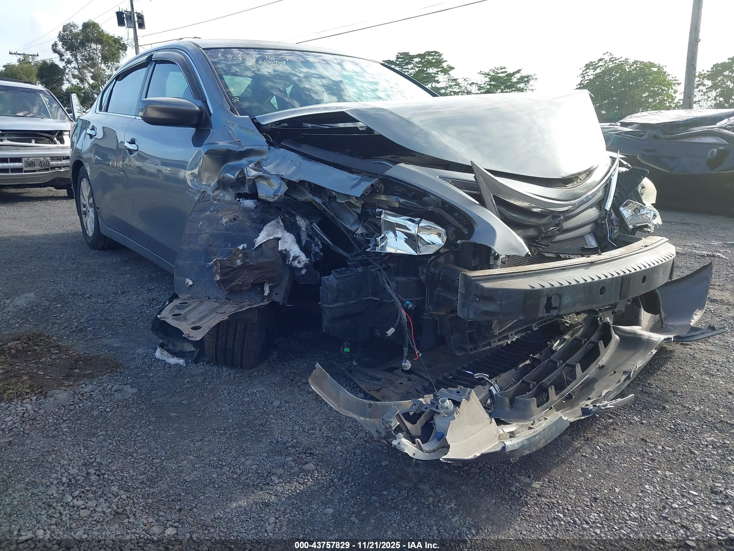 2014 Nissan Altima 2.5 S Серый vin: 1N4AL3AP2EC406804