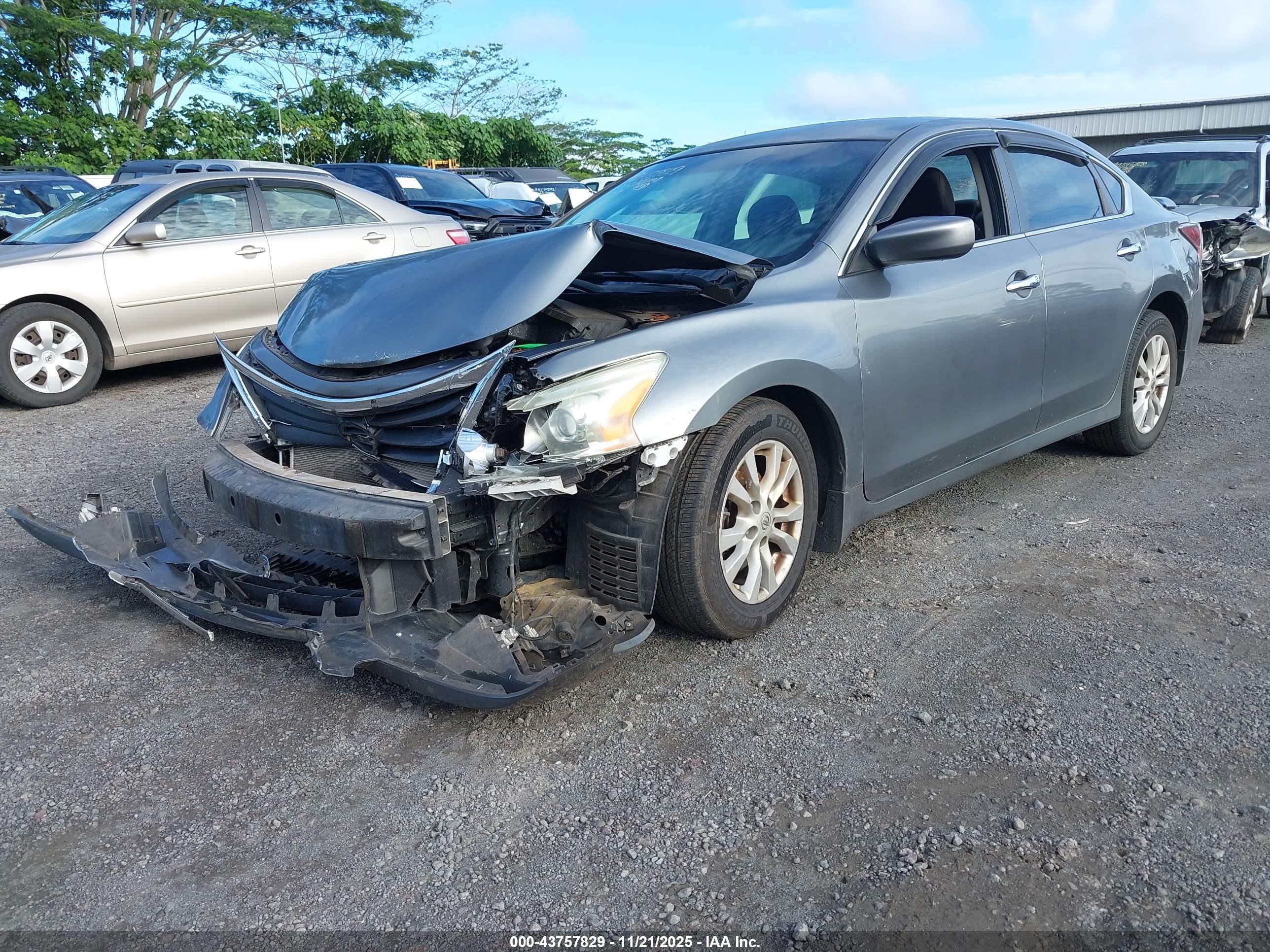 2014 Nissan Altima 2.5 S Серый vin: 1N4AL3AP2EC406804