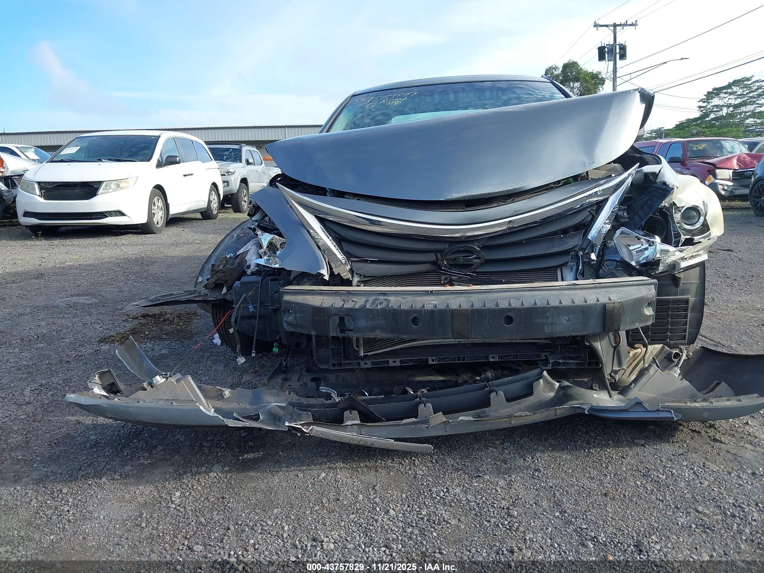 2014 Nissan Altima 2.5 S Серый vin: 1N4AL3AP2EC406804