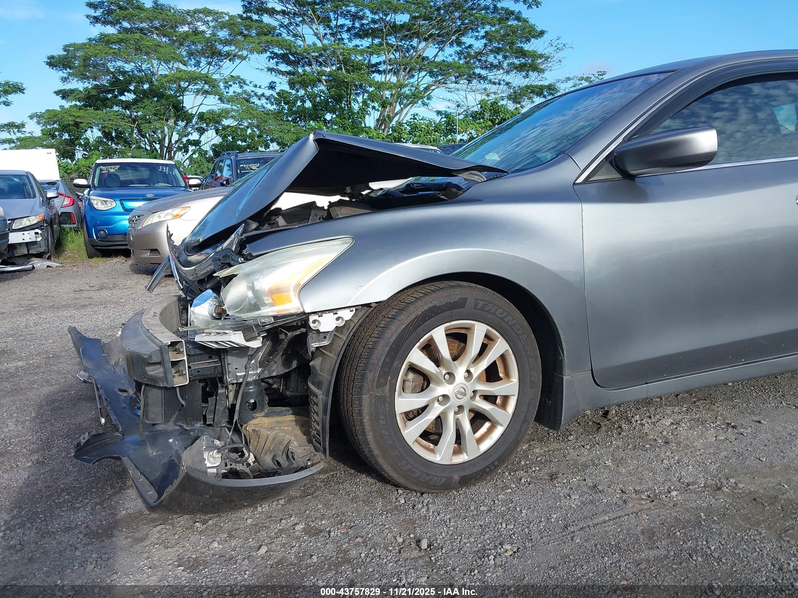 2014 Nissan Altima 2.5 S Серый vin: 1N4AL3AP2EC406804