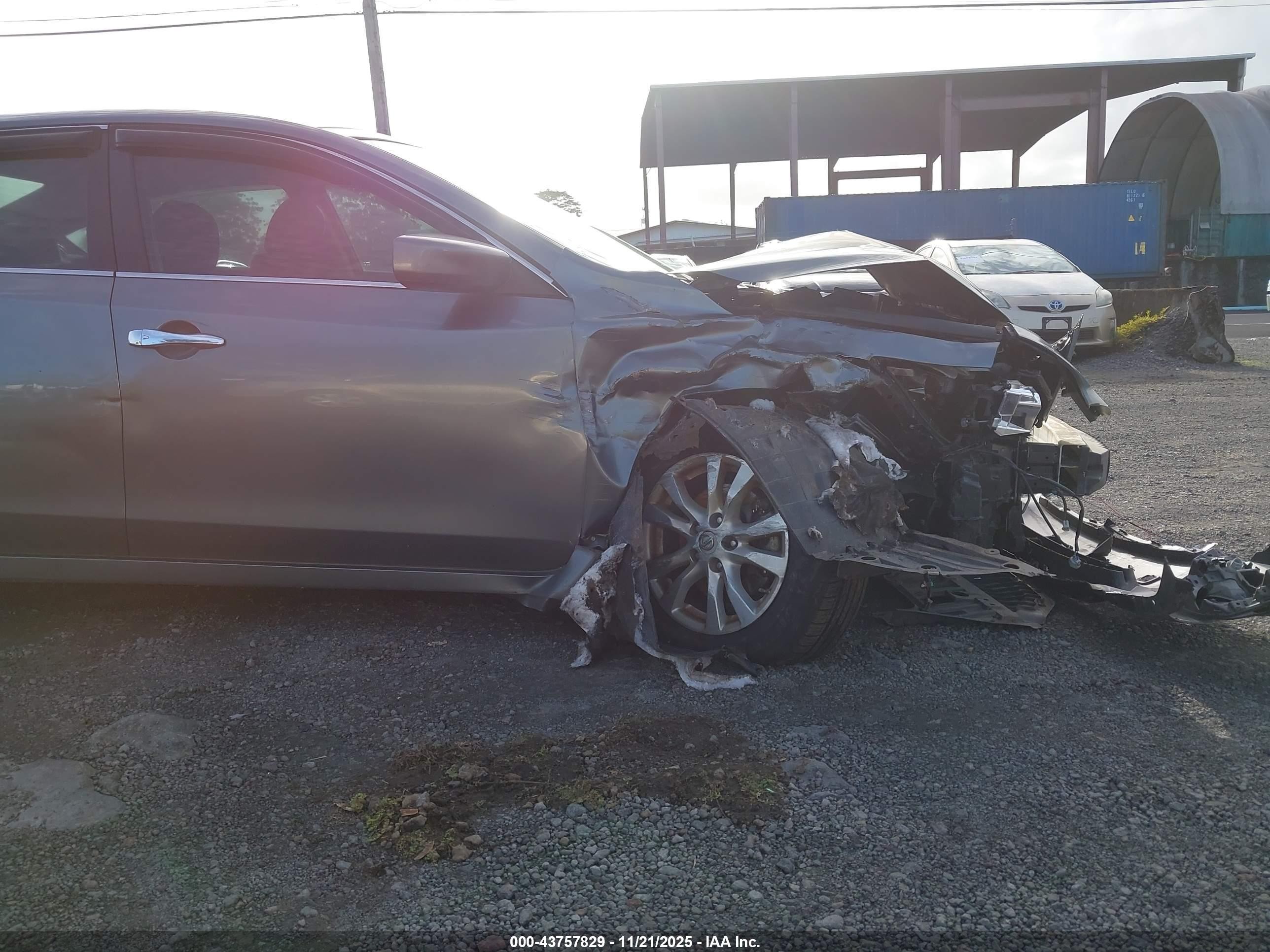 2014 Nissan Altima 2.5 S Серый vin: 1N4AL3AP2EC406804