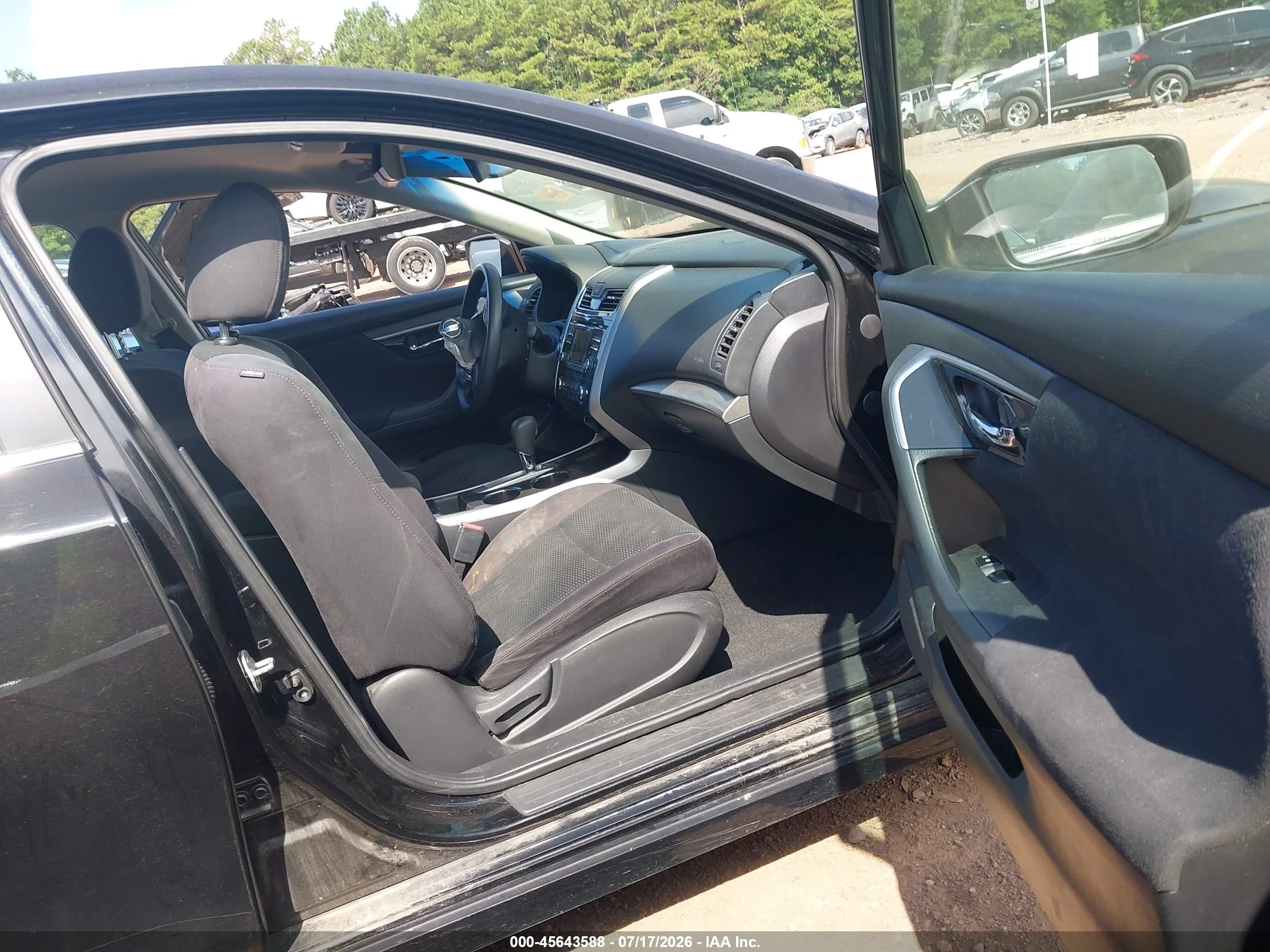 2014 Nissan Altima 2.5 S Black vin: 1N4AL3AP2EC425398