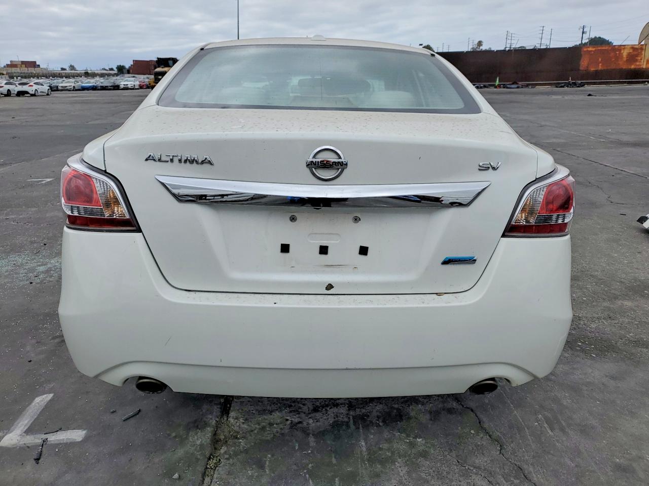 2014 Nissan Altima 2.5 Sv White vin: 1N4AL3AP2EN205635