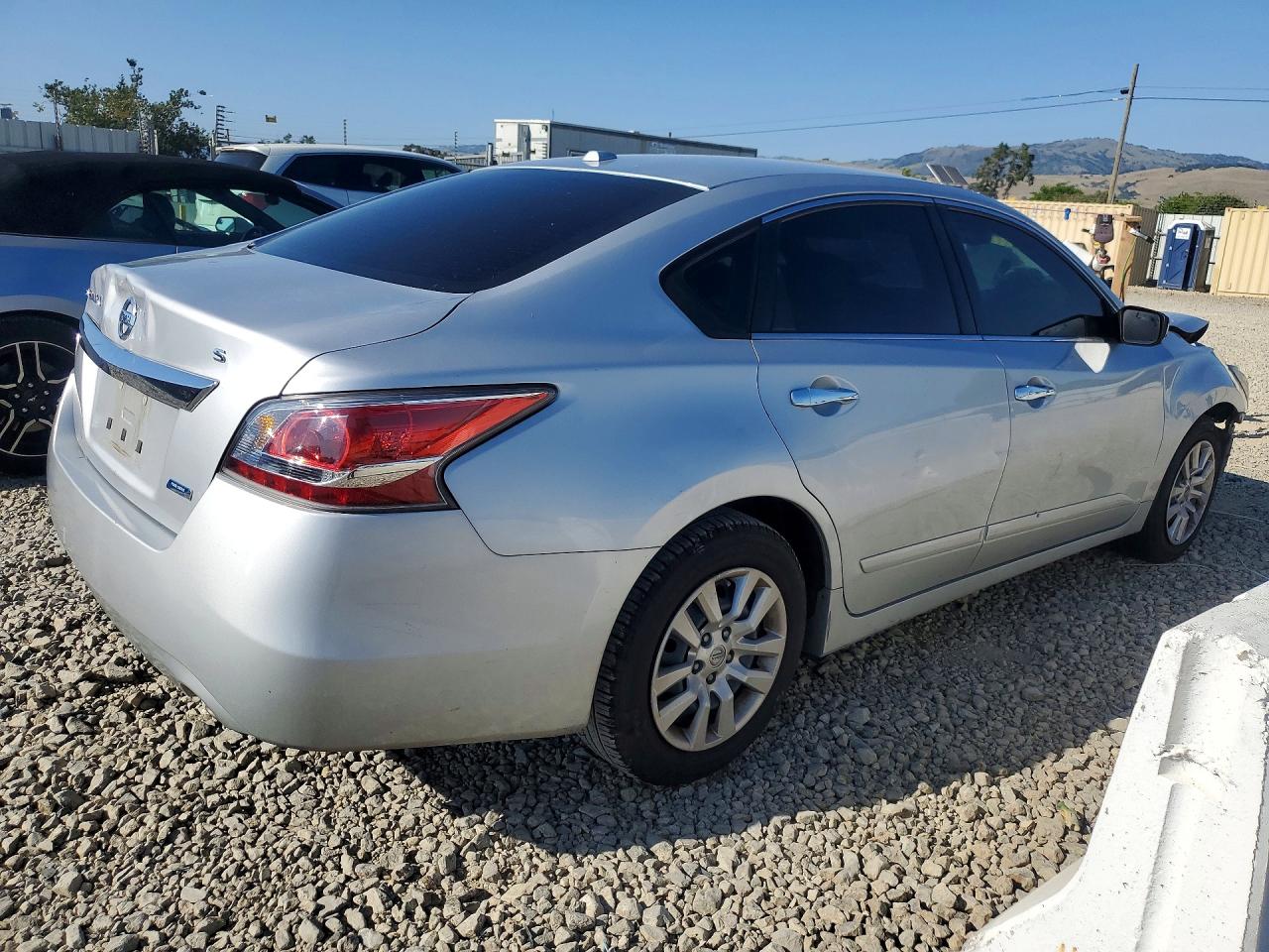 2014 Nissan Altima 2.5 S Silver vin: 1N4AL3AP2EN233399