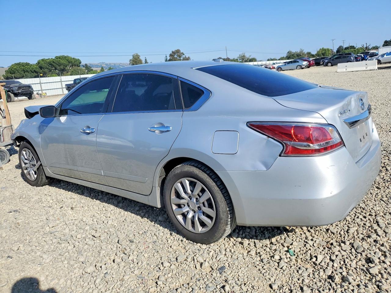 2014 Nissan Altima 2.5 S Silver vin: 1N4AL3AP2EN233399