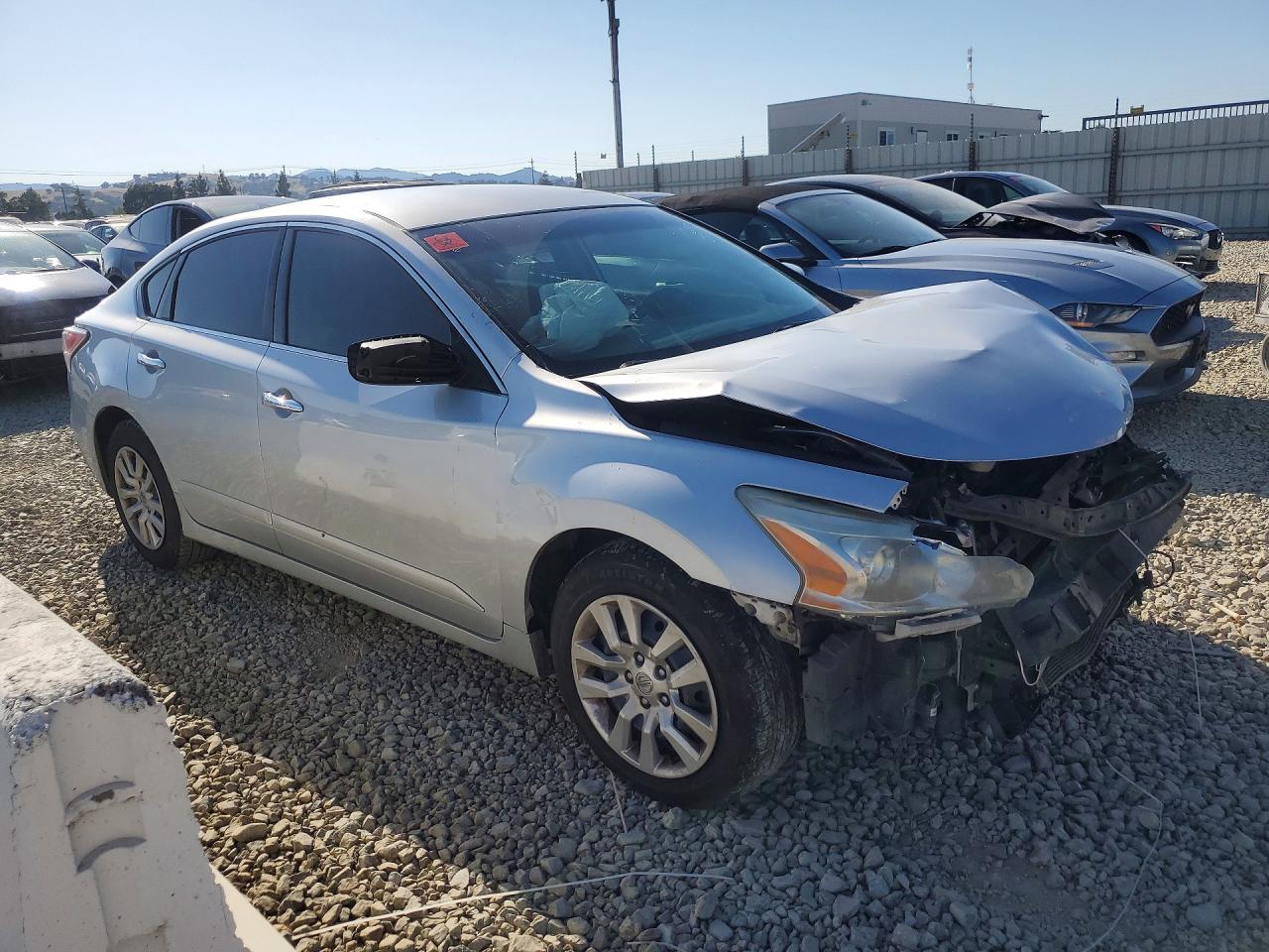 2014 Nissan Altima 2.5 S Silver vin: 1N4AL3AP2EN233399