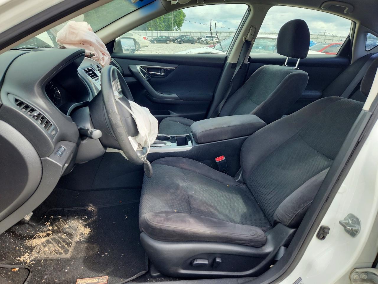 2014 Nissan Altima 2.5 S White vin: 1N4AL3AP2EN245455