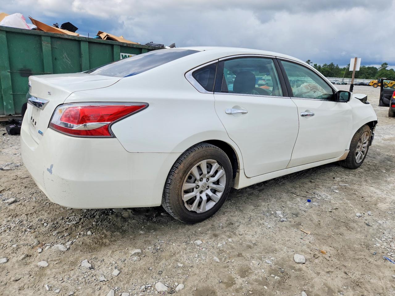 2014 Nissan Altima 2.5 S White vin: 1N4AL3AP2EN245455