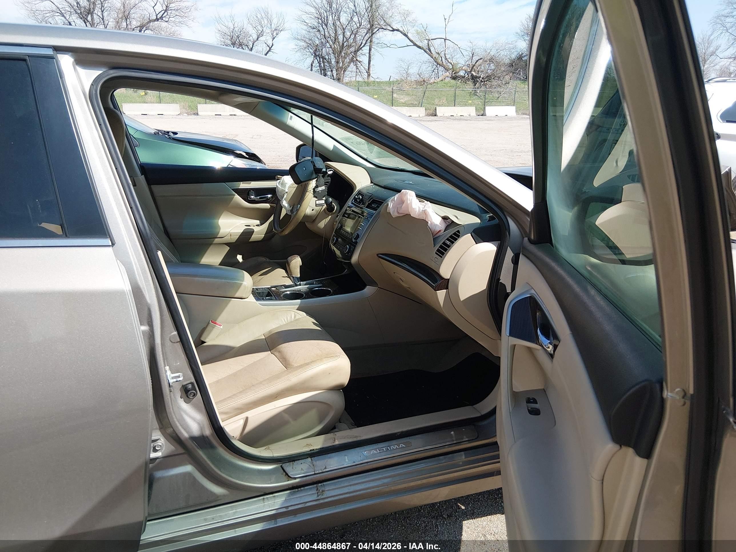2014 Nissan Altima 2.5 Sl Gold vin: 1N4AL3AP2EN252731