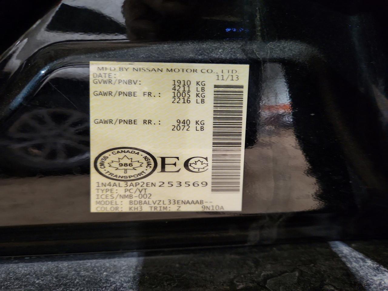 2014 Nissan Altima 2.5 Black vin: 1N4AL3AP2EN253569