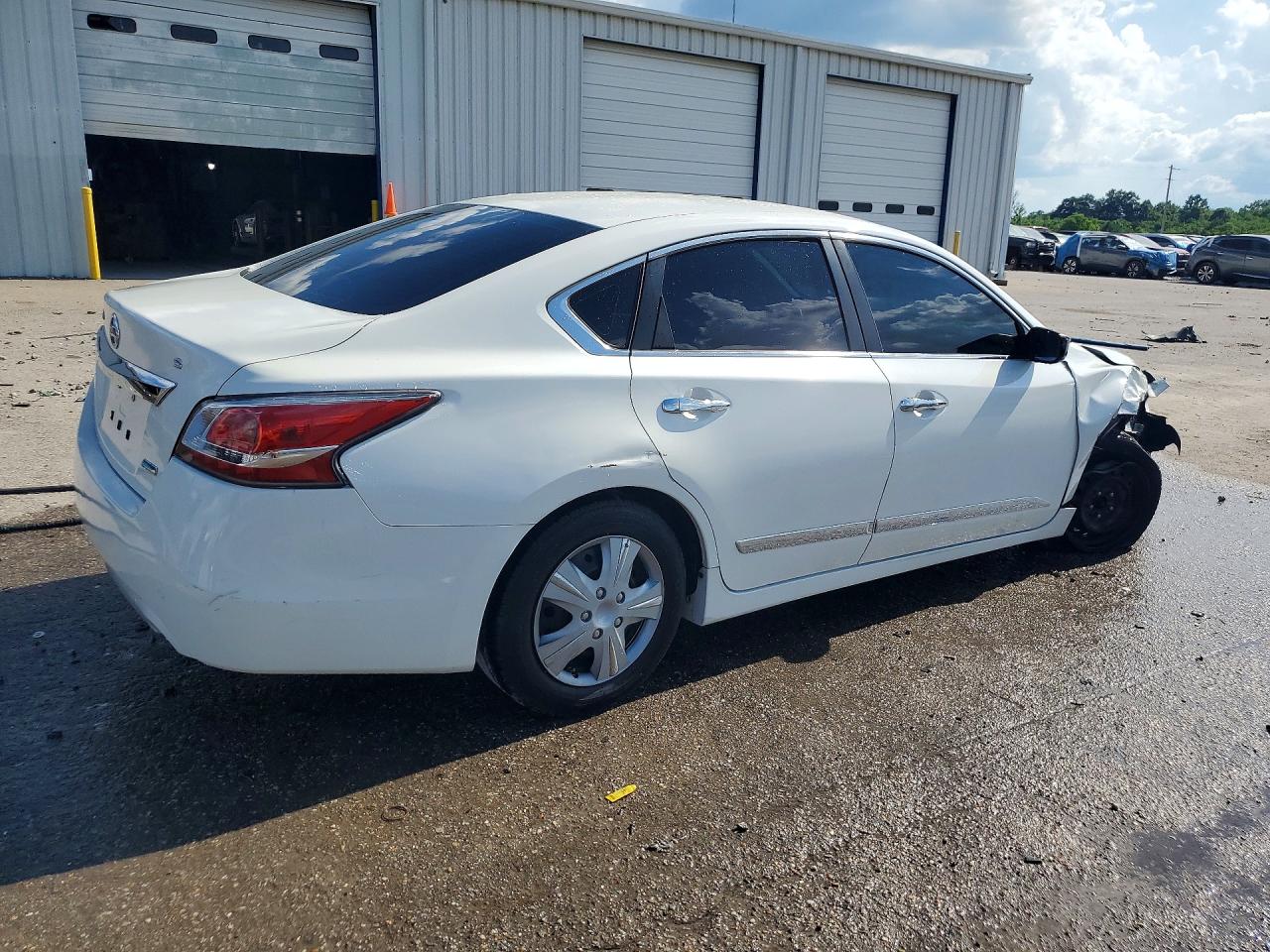 2014 Nissan Altima 2.5 S White vin: 1N4AL3AP2EN341554