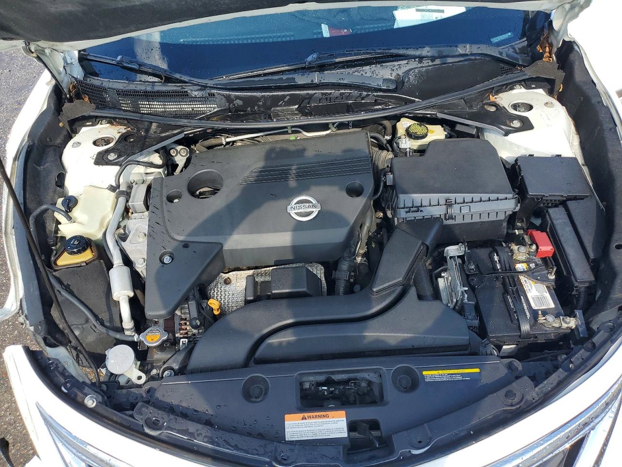 2014 Nissan Altima 2.5 S White vin: 1N4AL3AP2EN341554