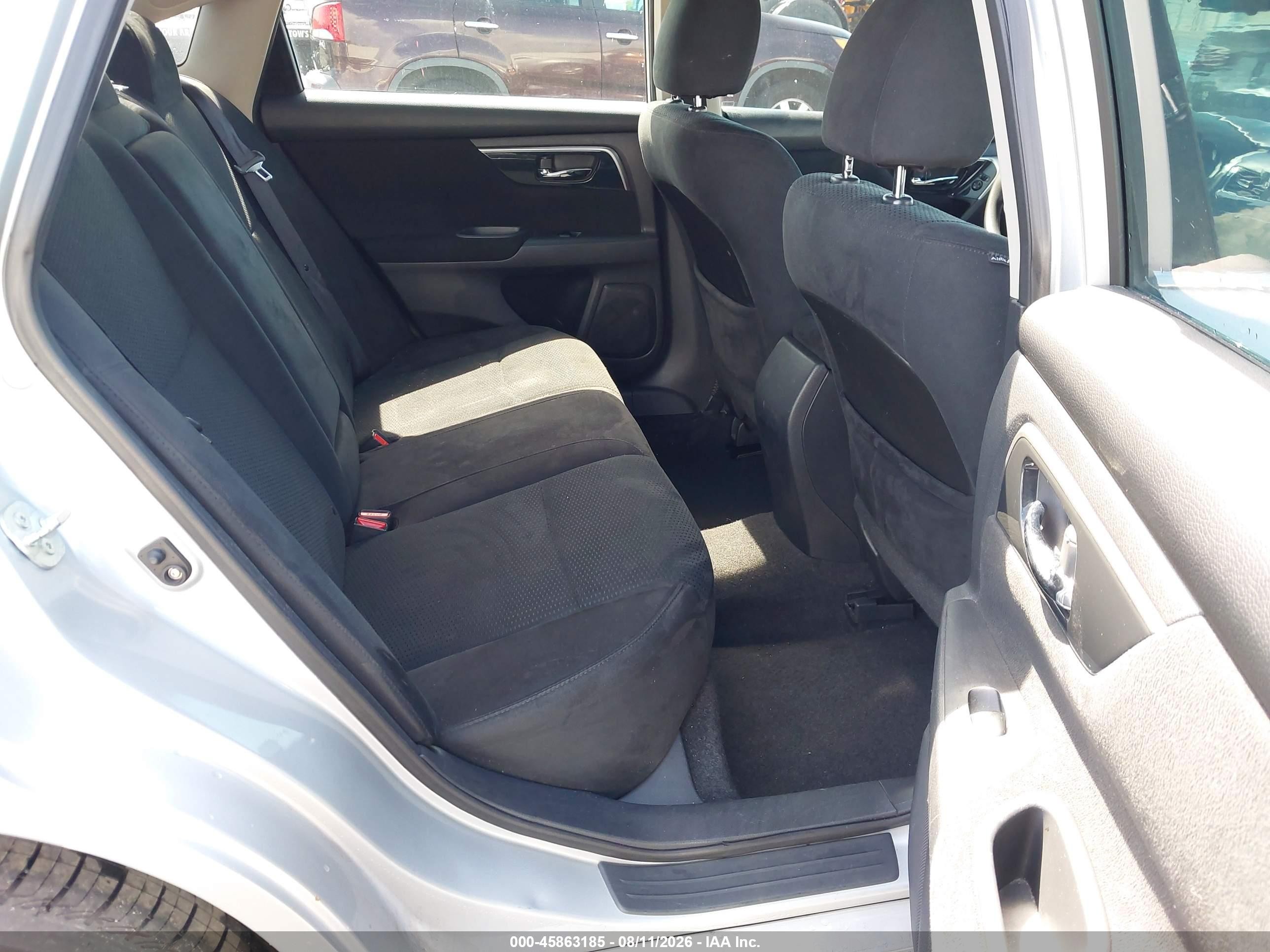 2014 Nissan Altima 2.5 S Silver vin: 1N4AL3AP2EN346821